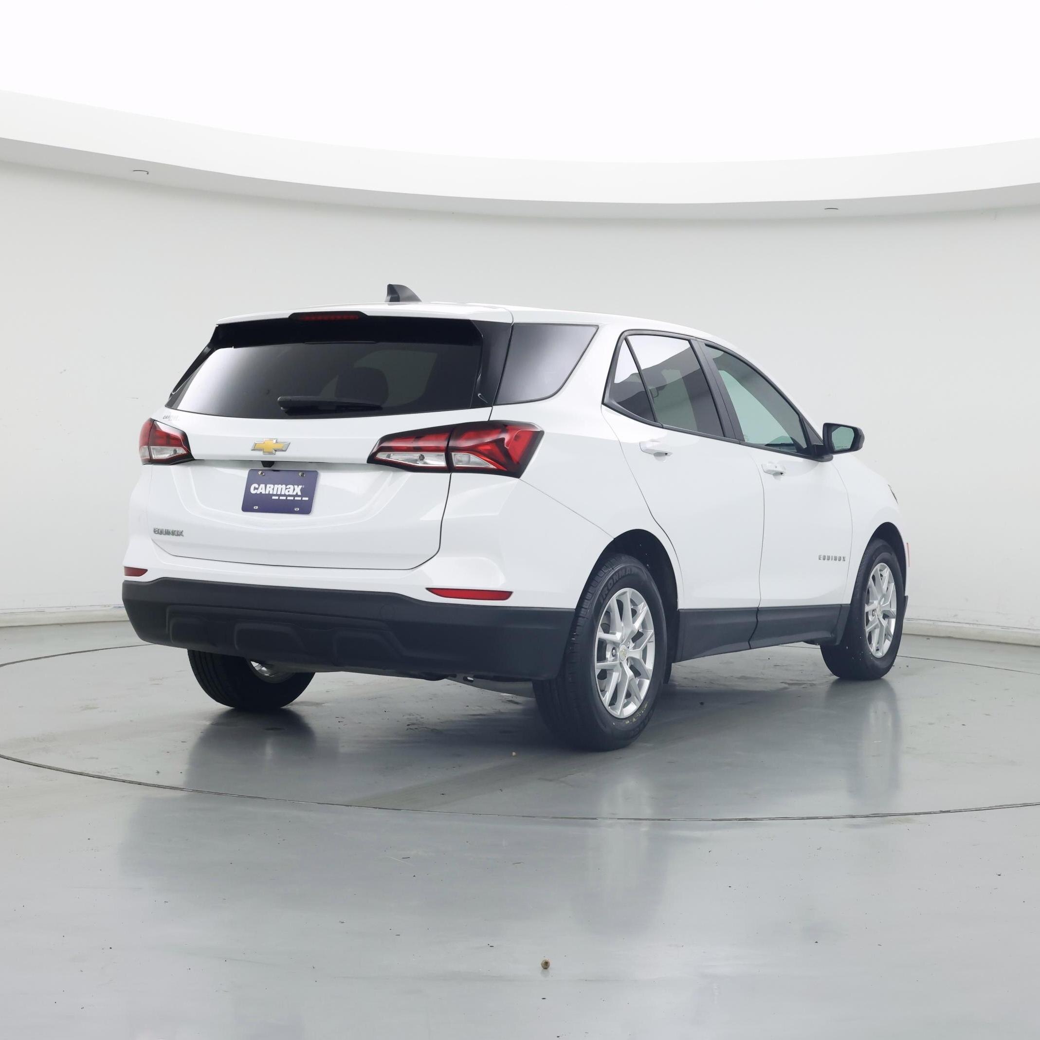 Thumbnail: 2022 Chevrolet Equinox - 8