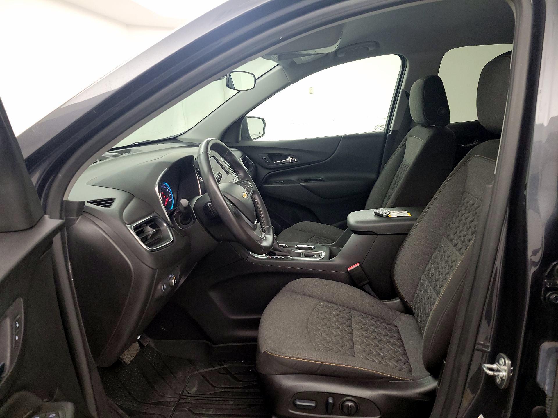 Thumbnail: 2022 Chevrolet Equinox - 11