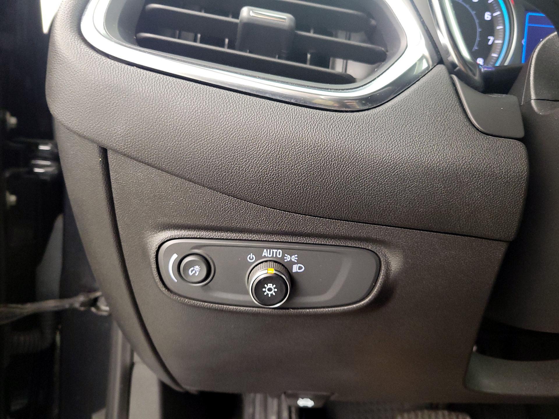 Thumbnail: 2022 Chevrolet Equinox - 13