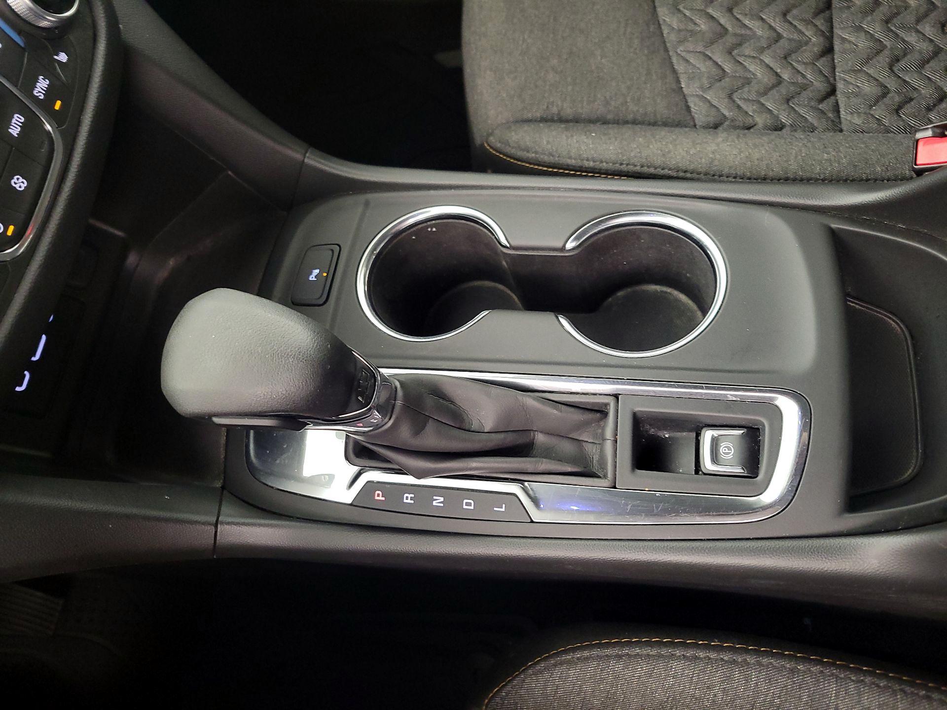 Thumbnail: 2022 Chevrolet Equinox - 17