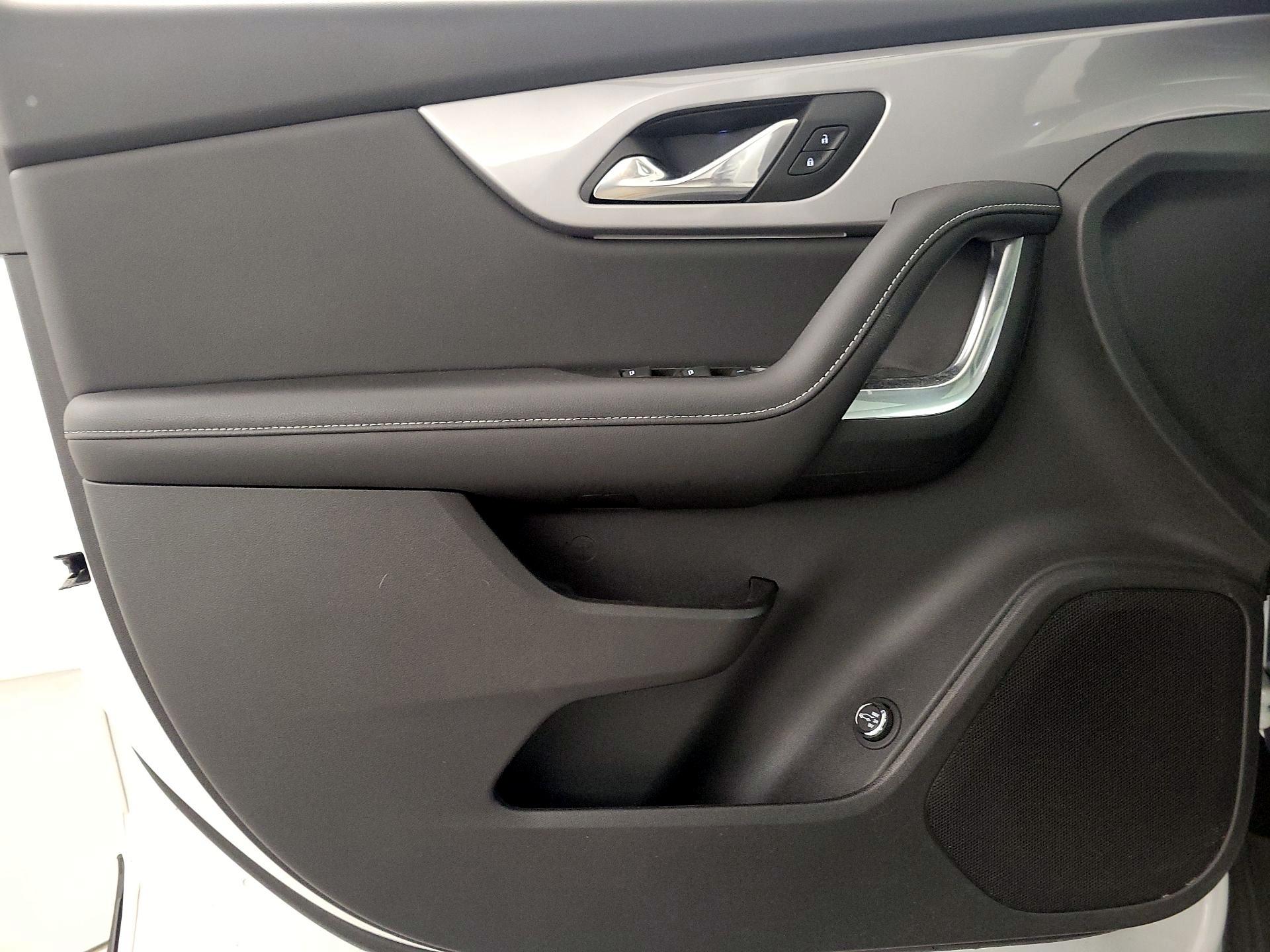 Thumbnail: 2024 Chevrolet Blazer - 12