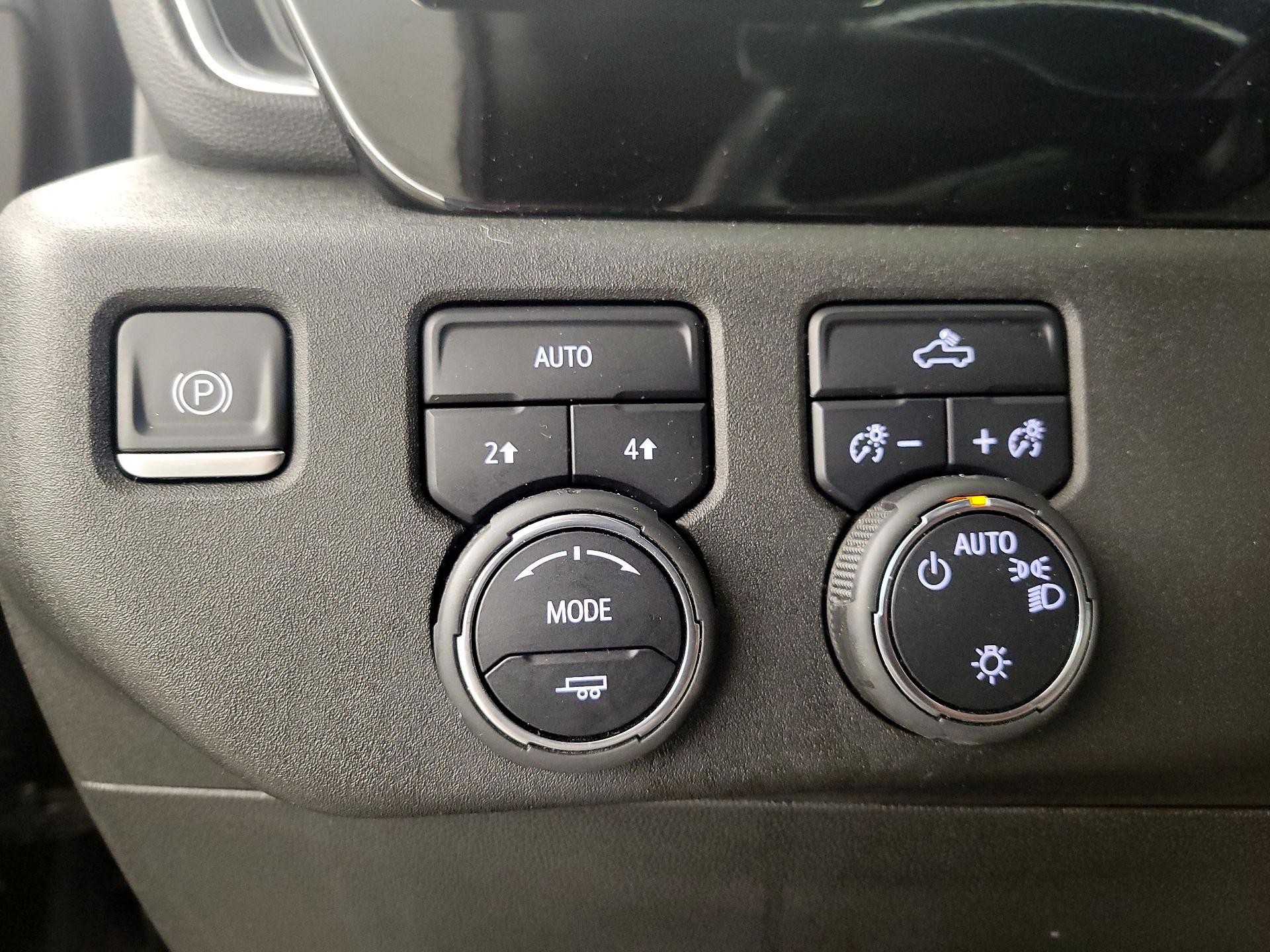 Thumbnail: 2022 Chevrolet Silverado 1500 - 13