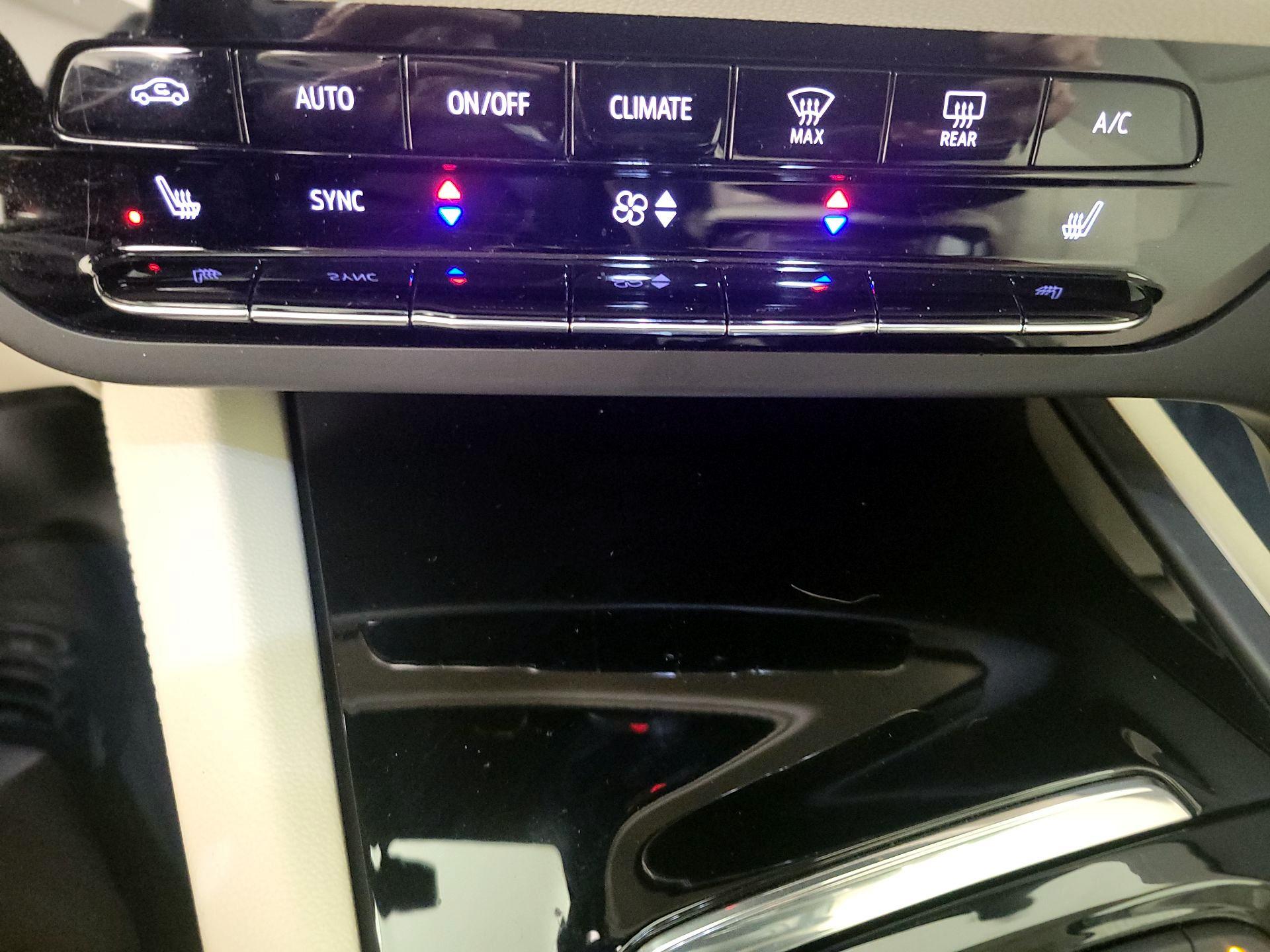 Thumbnail: 2022 Buick Envision - 17