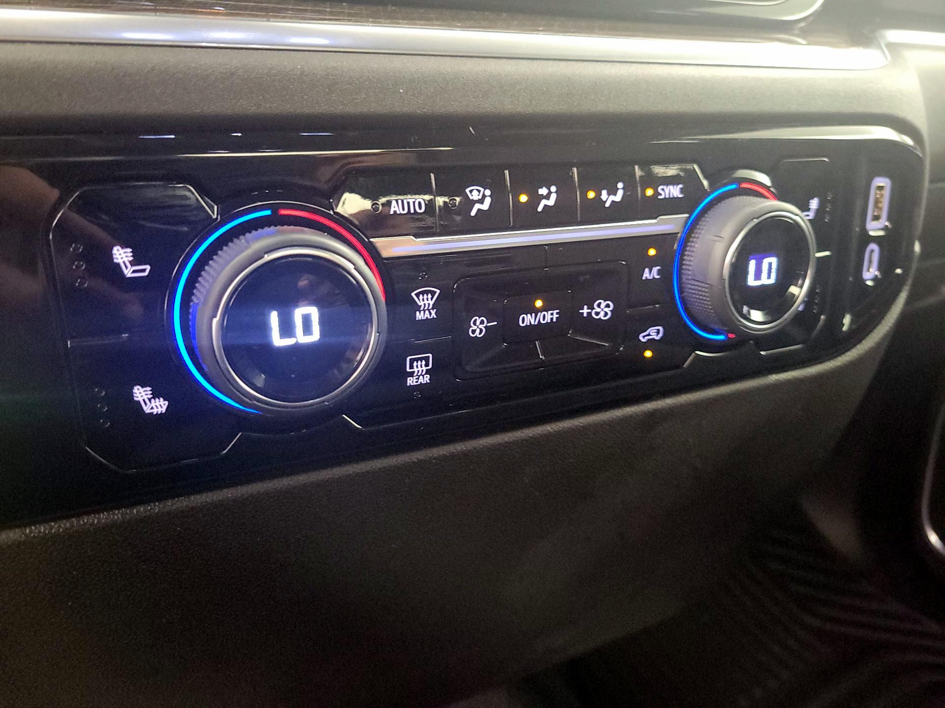 Thumbnail: 2022 Chevrolet Silverado 1500 - 16