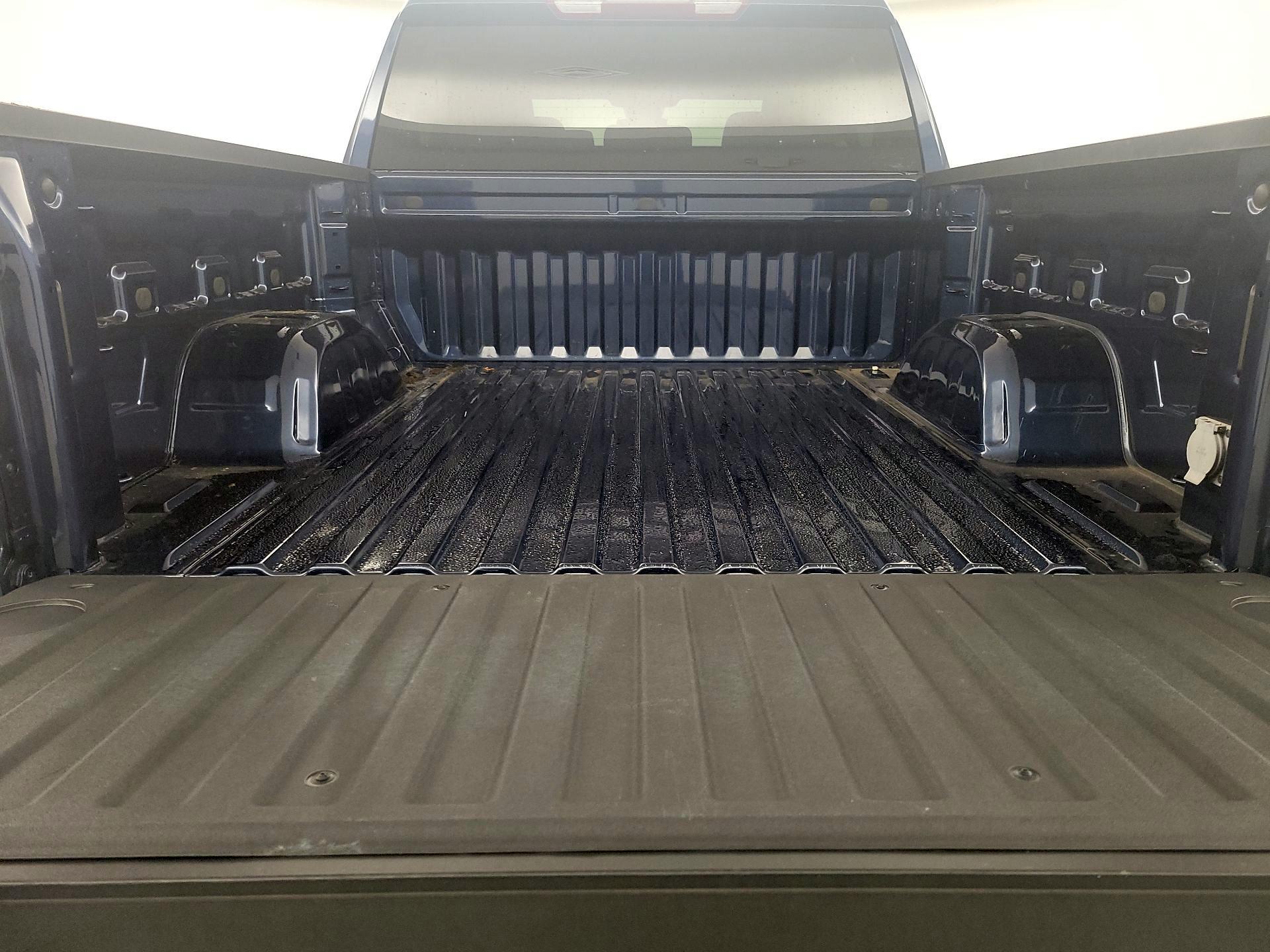 Thumbnail: 2022 Chevrolet Silverado 1500 - 20