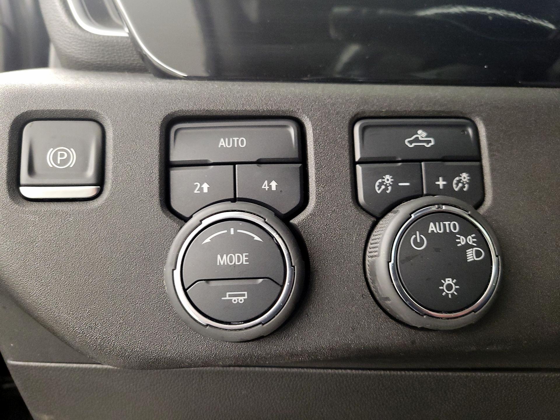 Thumbnail: 2022 Chevrolet Silverado 1500 - 13