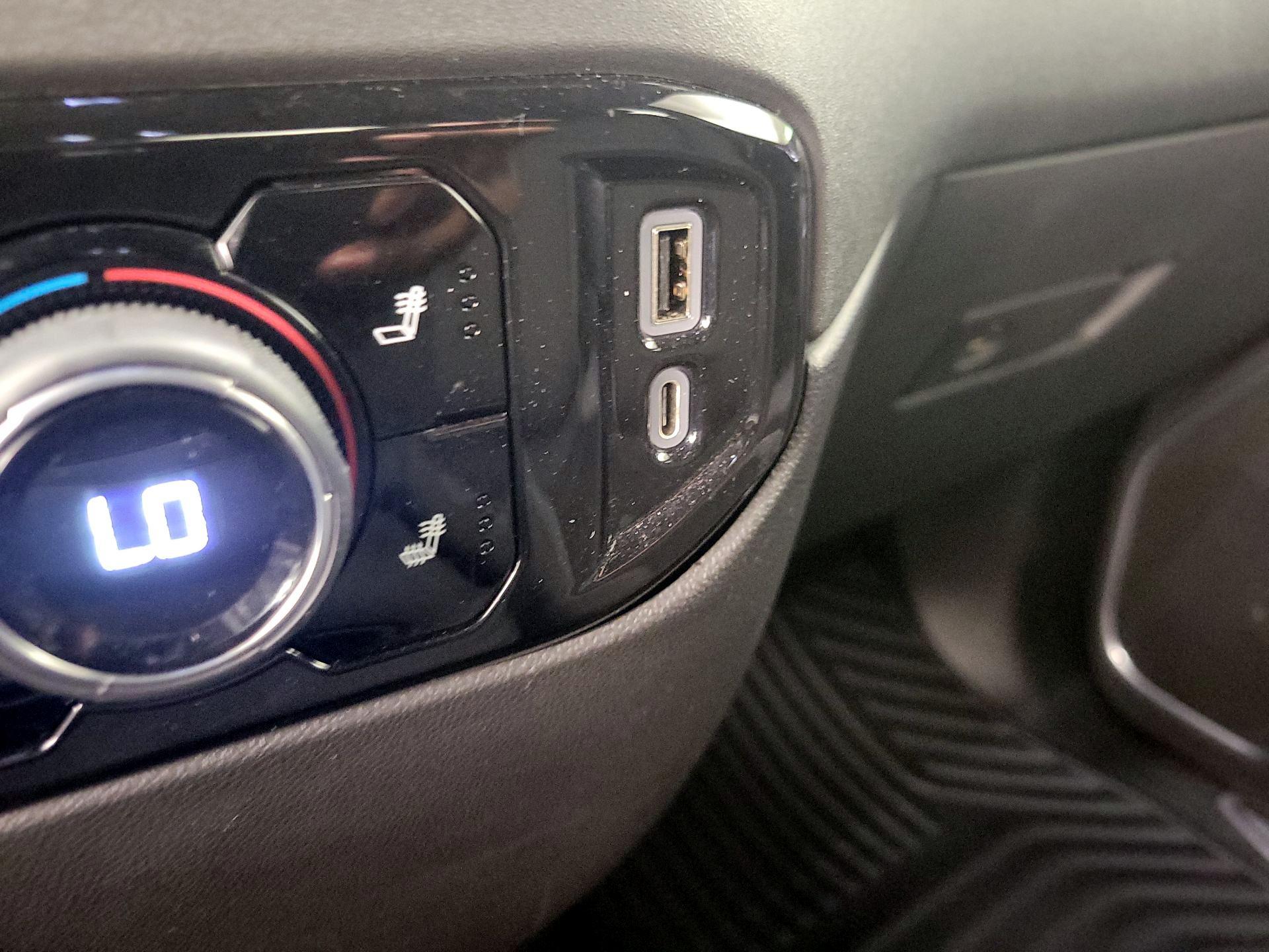 Thumbnail: 2022 Chevrolet Silverado 1500 - 18