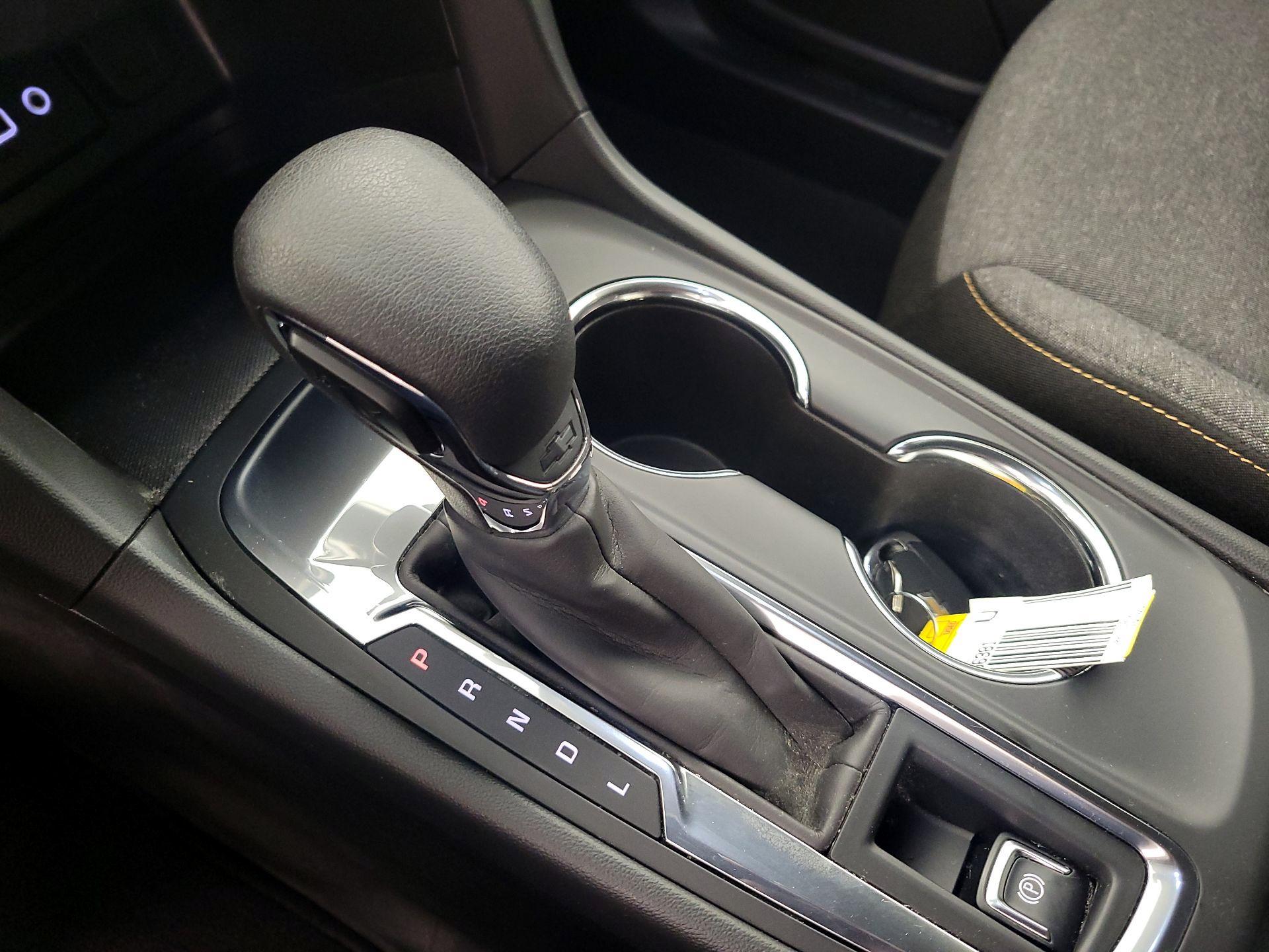 Thumbnail: 2022 Chevrolet Equinox - 17