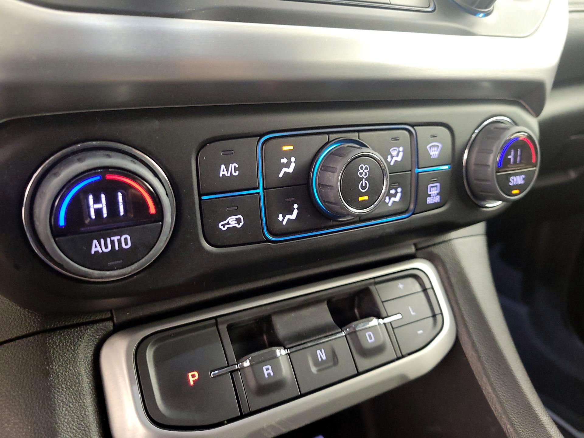 Thumbnail: 2023 GMC Acadia - 16