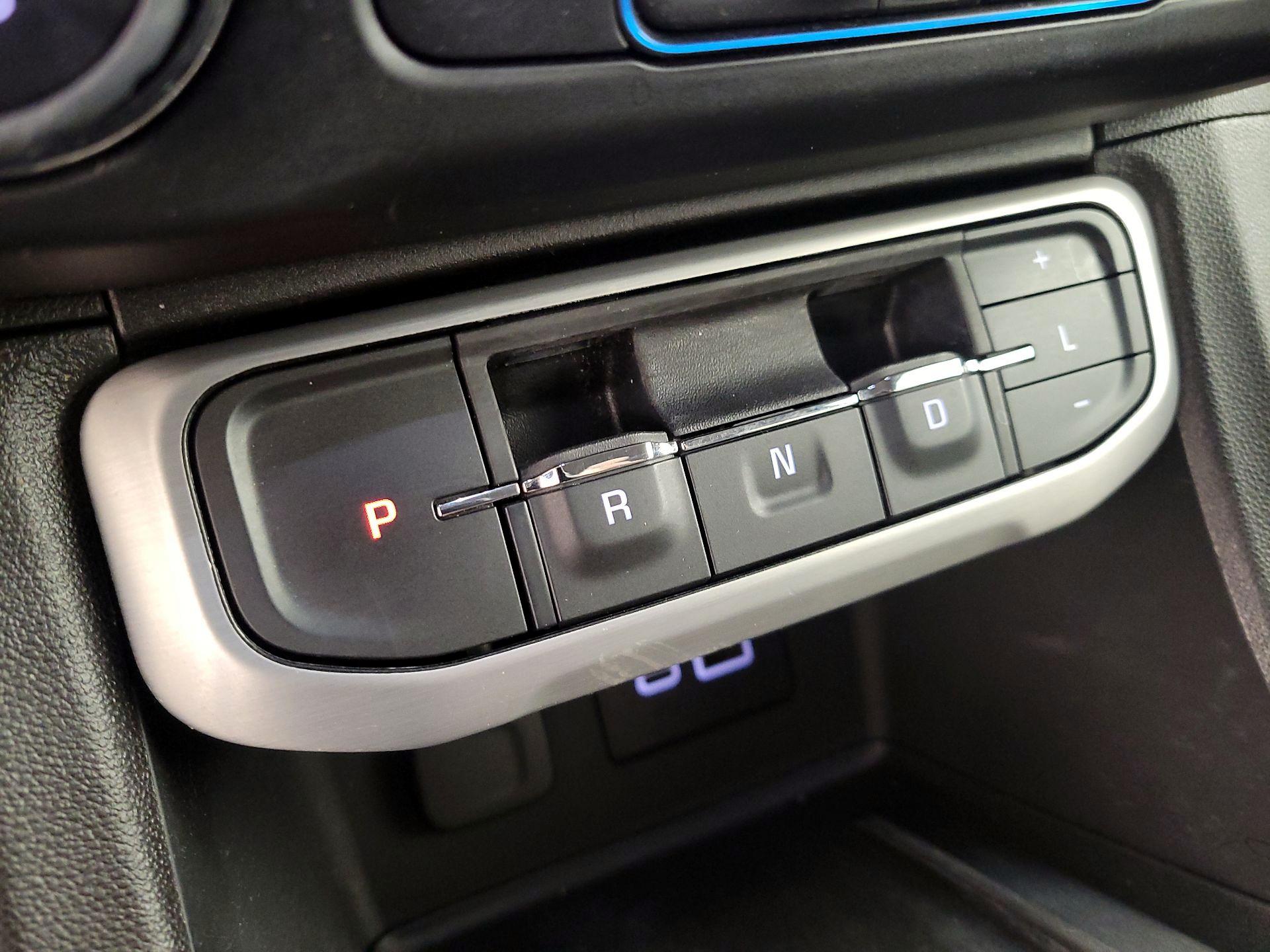 Thumbnail: 2023 GMC Acadia - 17