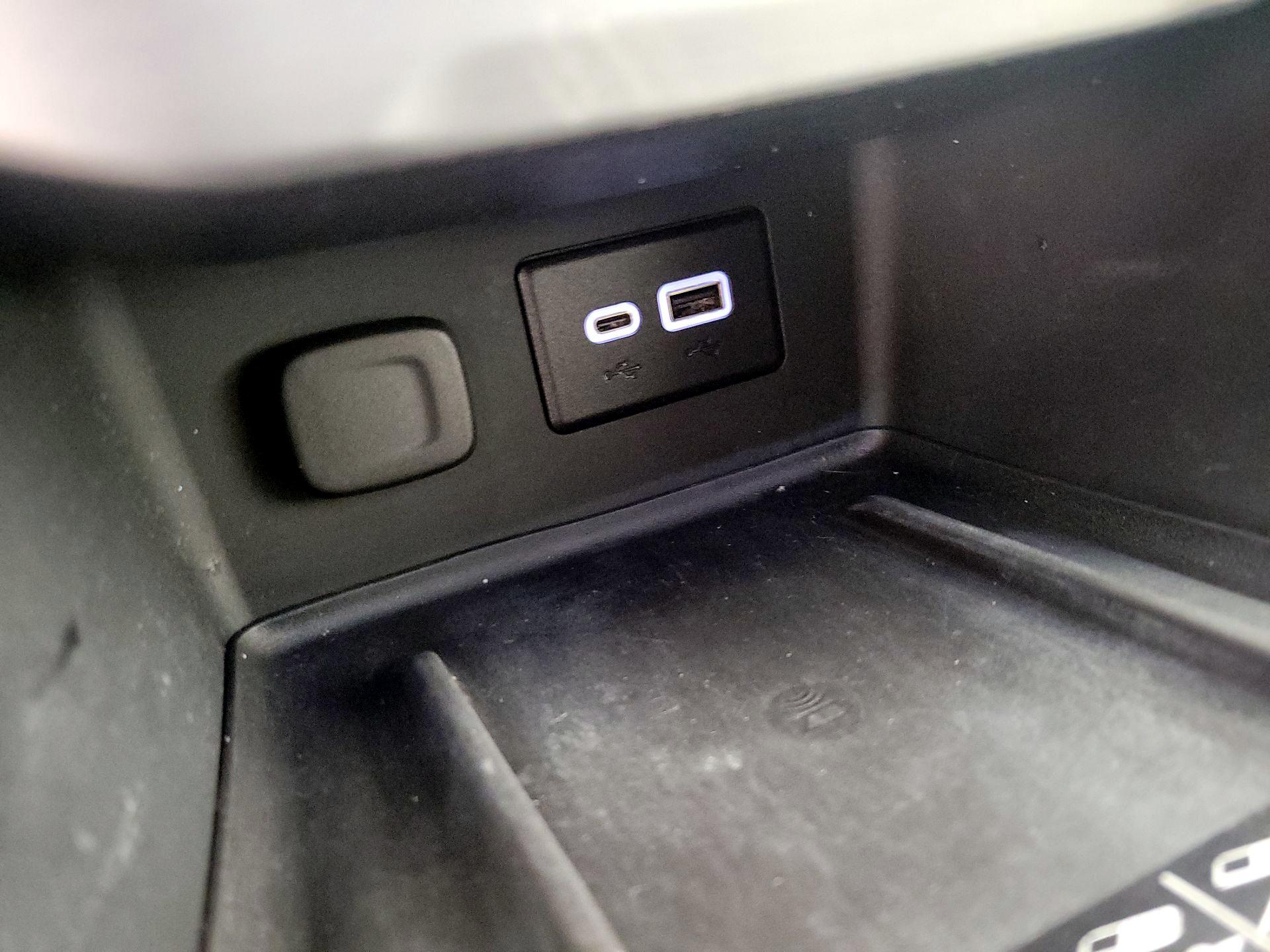 Thumbnail: 2023 GMC Acadia - 18