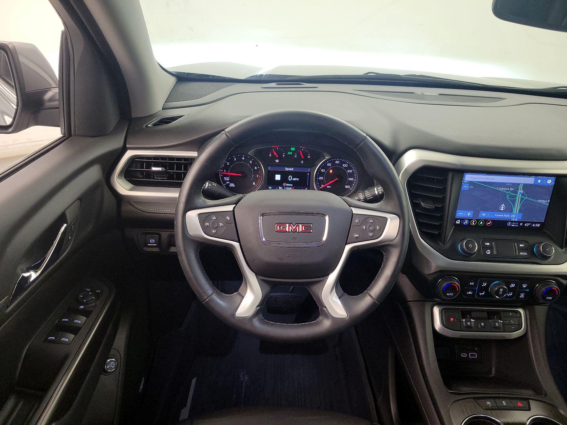 Thumbnail: 2023 GMC Acadia - 10