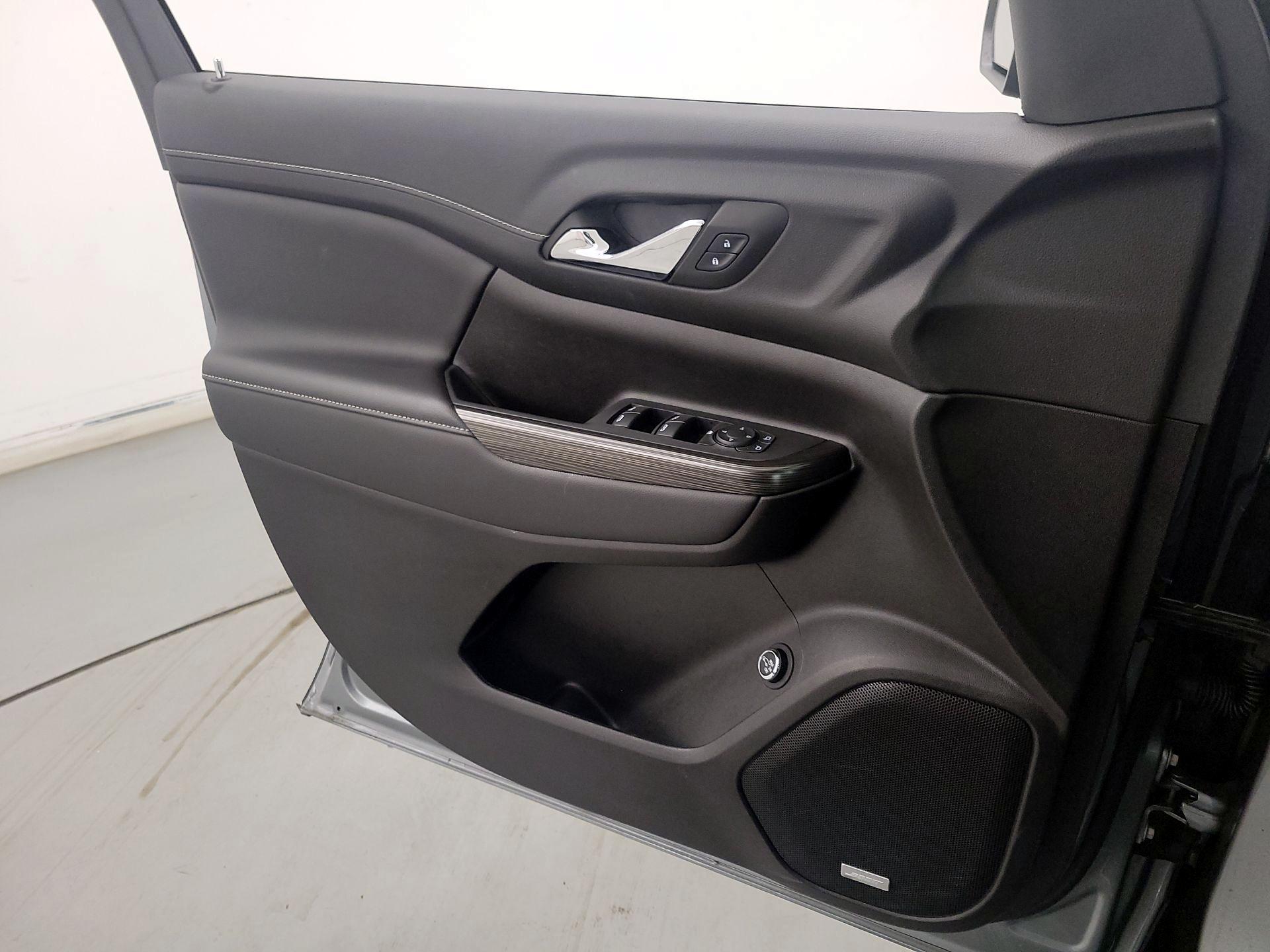 Thumbnail: 2023 GMC Acadia - 12