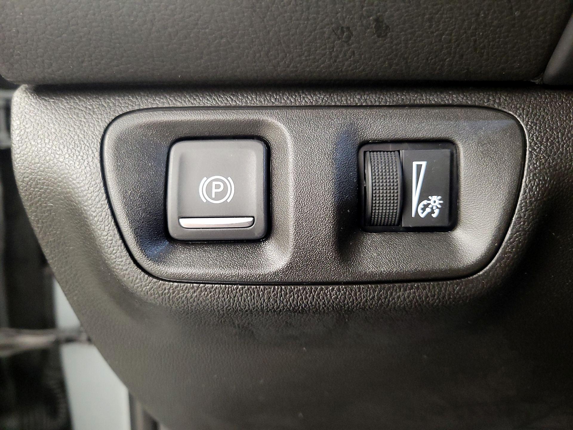 Thumbnail: 2023 GMC Acadia - 13