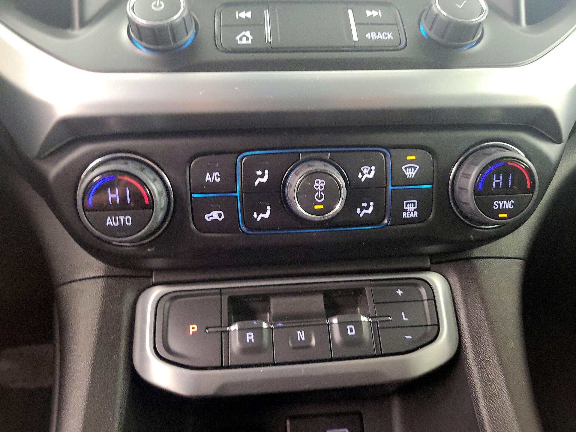 Thumbnail: 2023 GMC Acadia - 16