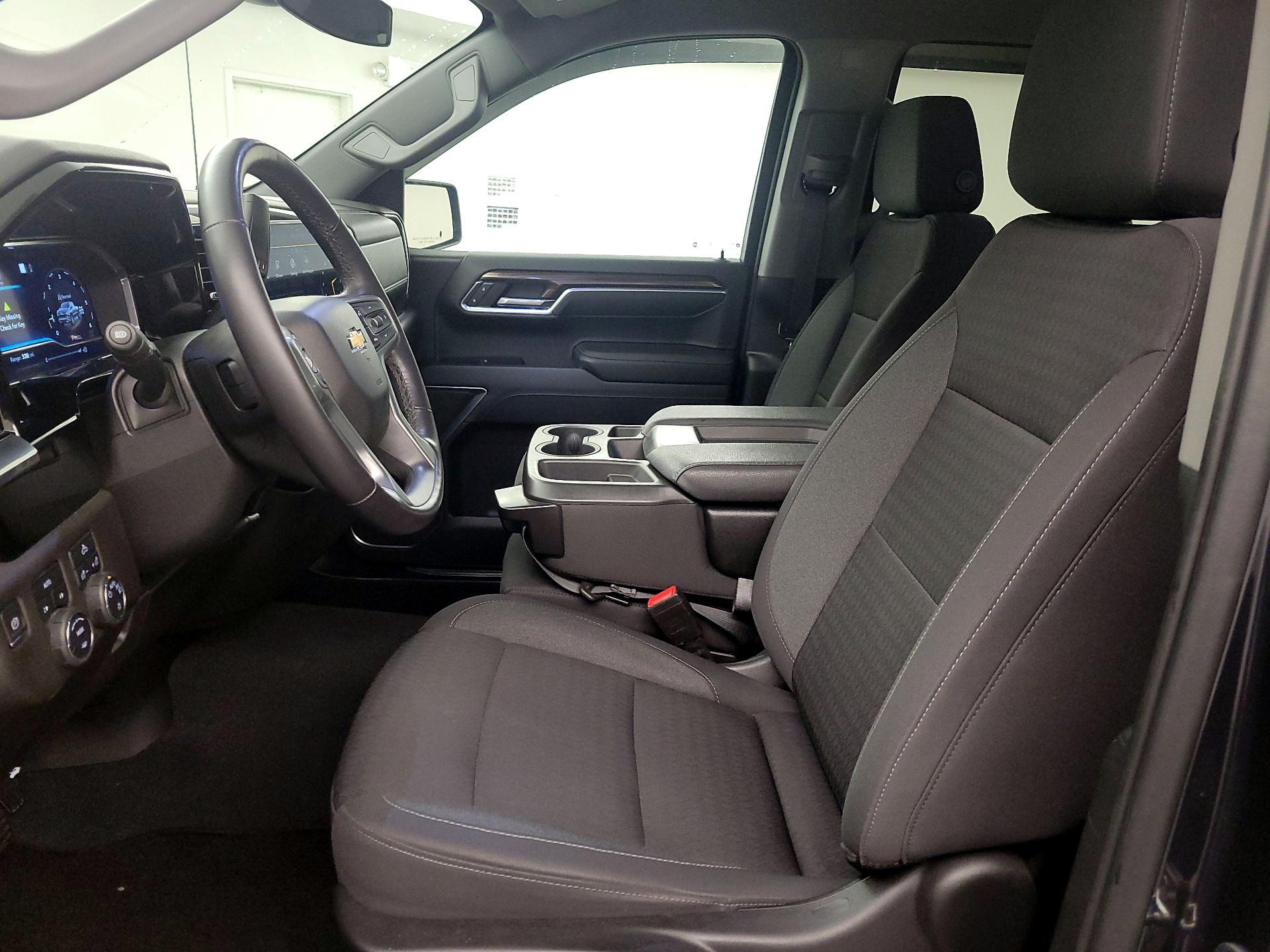 Thumbnail: 2022 Chevrolet Silverado 1500 - 11