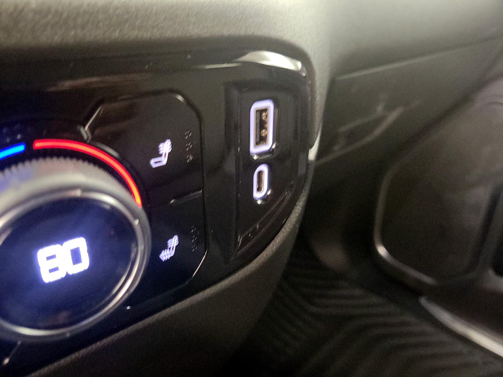 Thumbnail: 2022 Chevrolet Silverado 1500 - 18