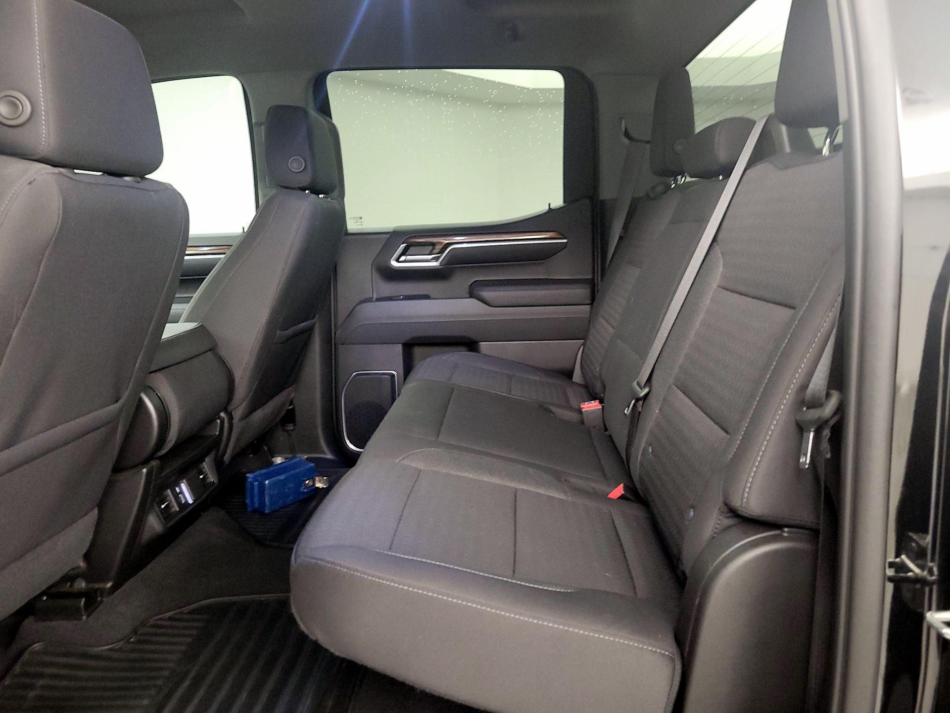 Thumbnail: 2022 Chevrolet Silverado 1500 - 19