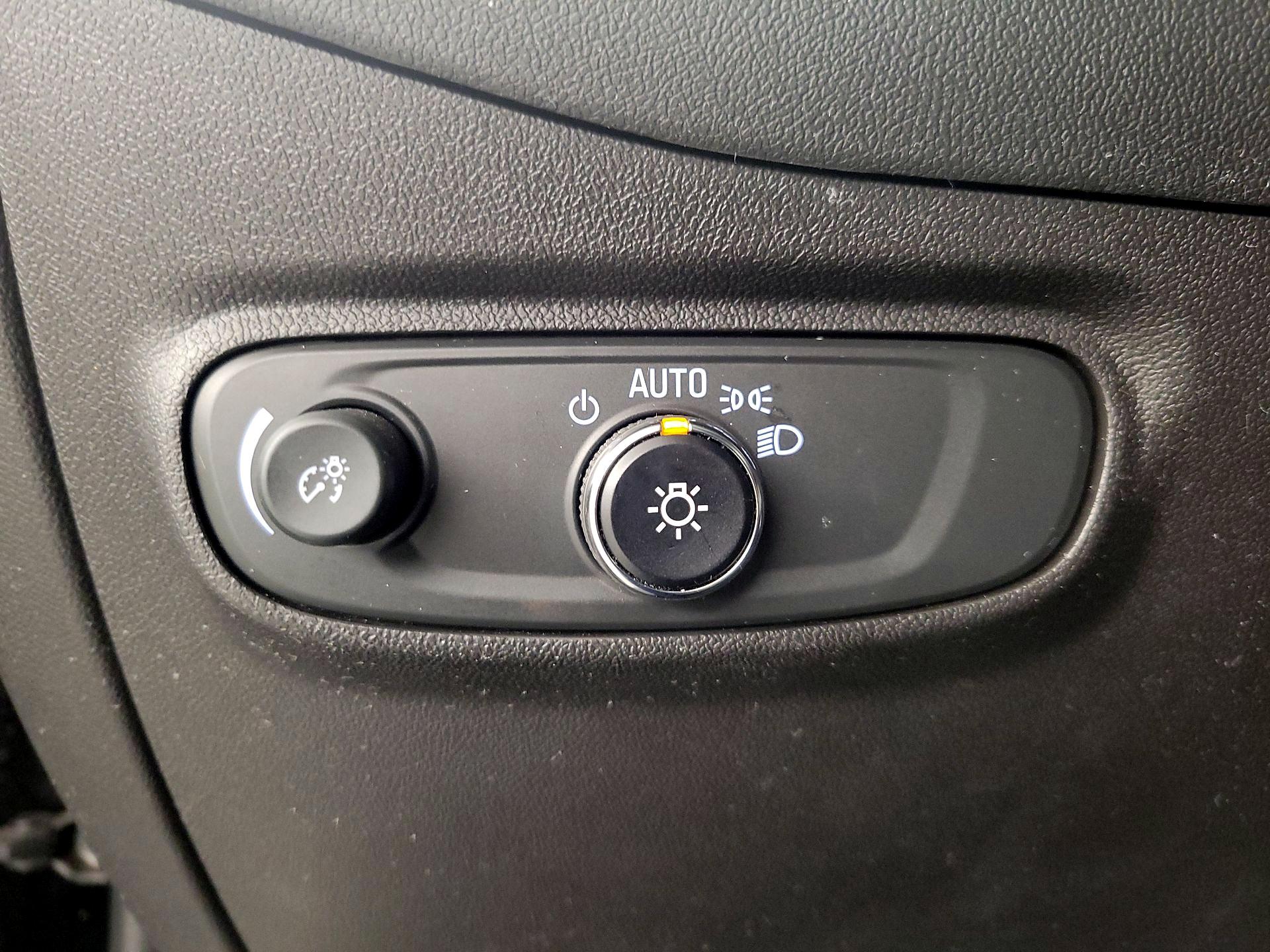 Thumbnail: 2023 Chevrolet Equinox - 13