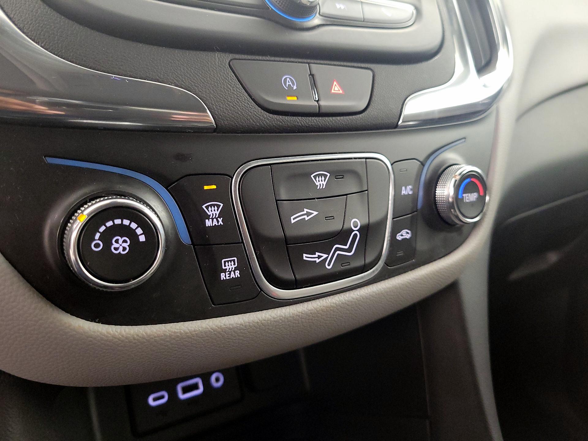 Thumbnail: 2023 Chevrolet Equinox - 16