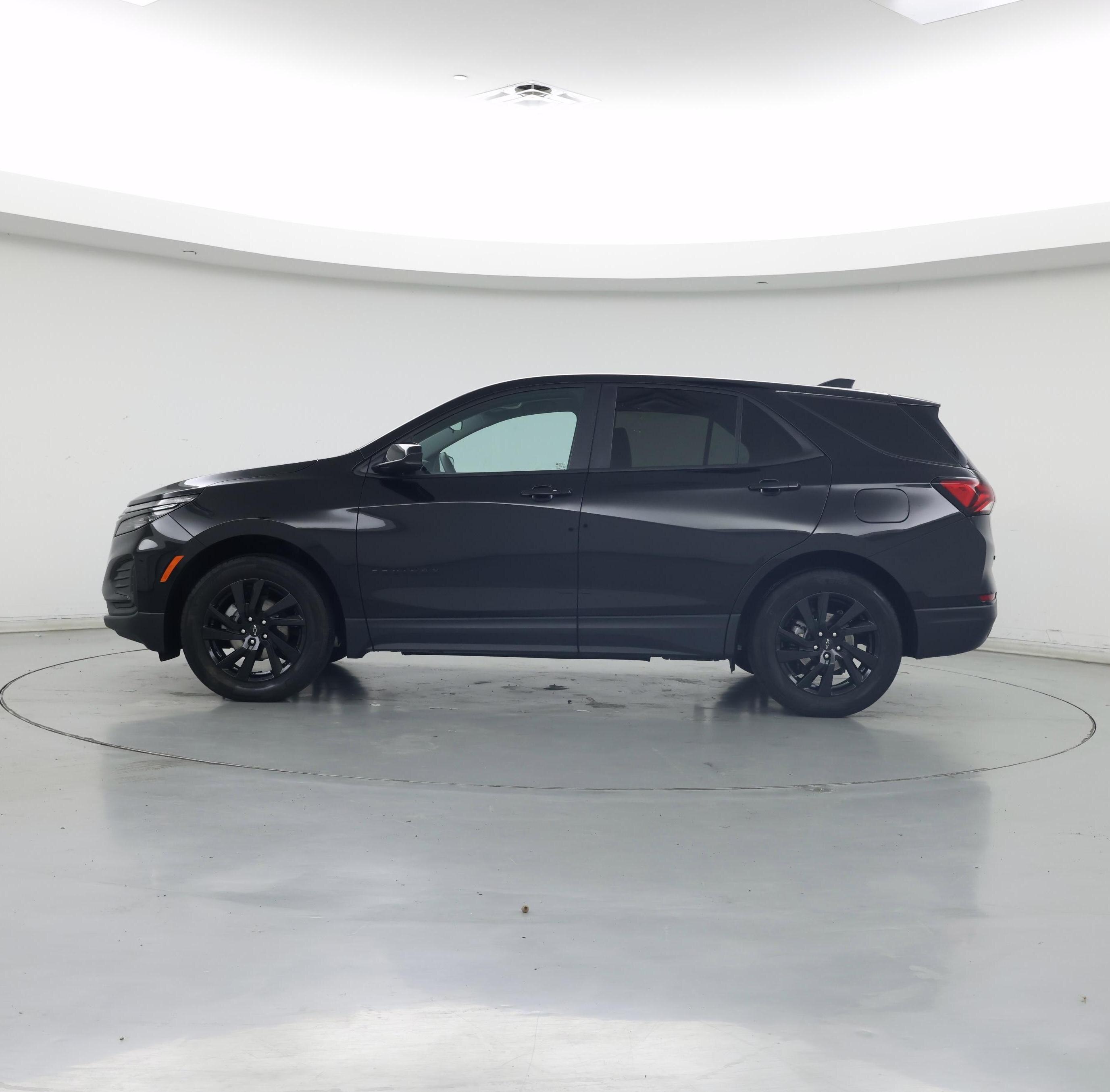 Thumbnail: 2023 Chevrolet Equinox - 3