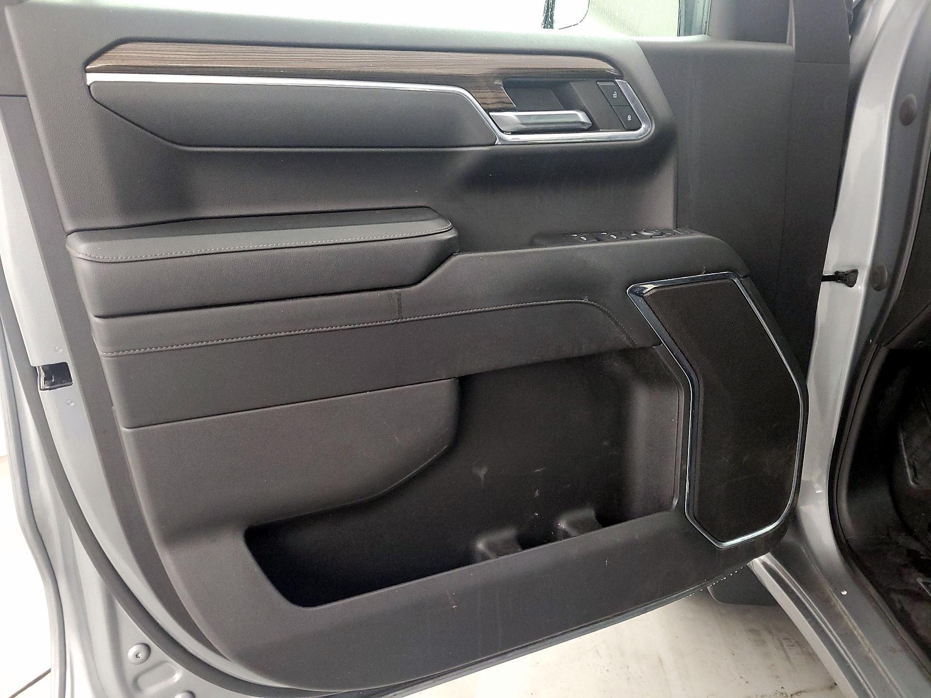 Thumbnail: 2024 Chevrolet Silverado 1500 - 12