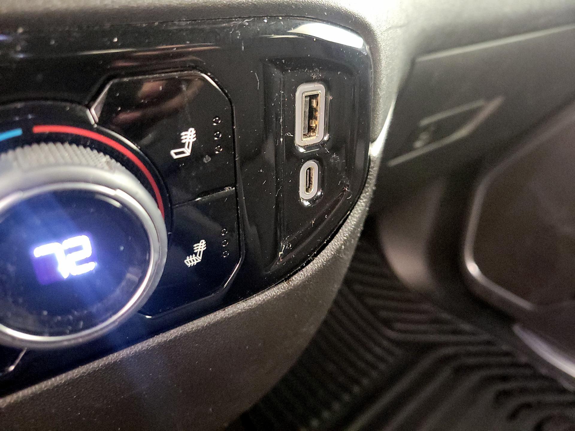 Thumbnail: 2024 Chevrolet Silverado 1500 - 18