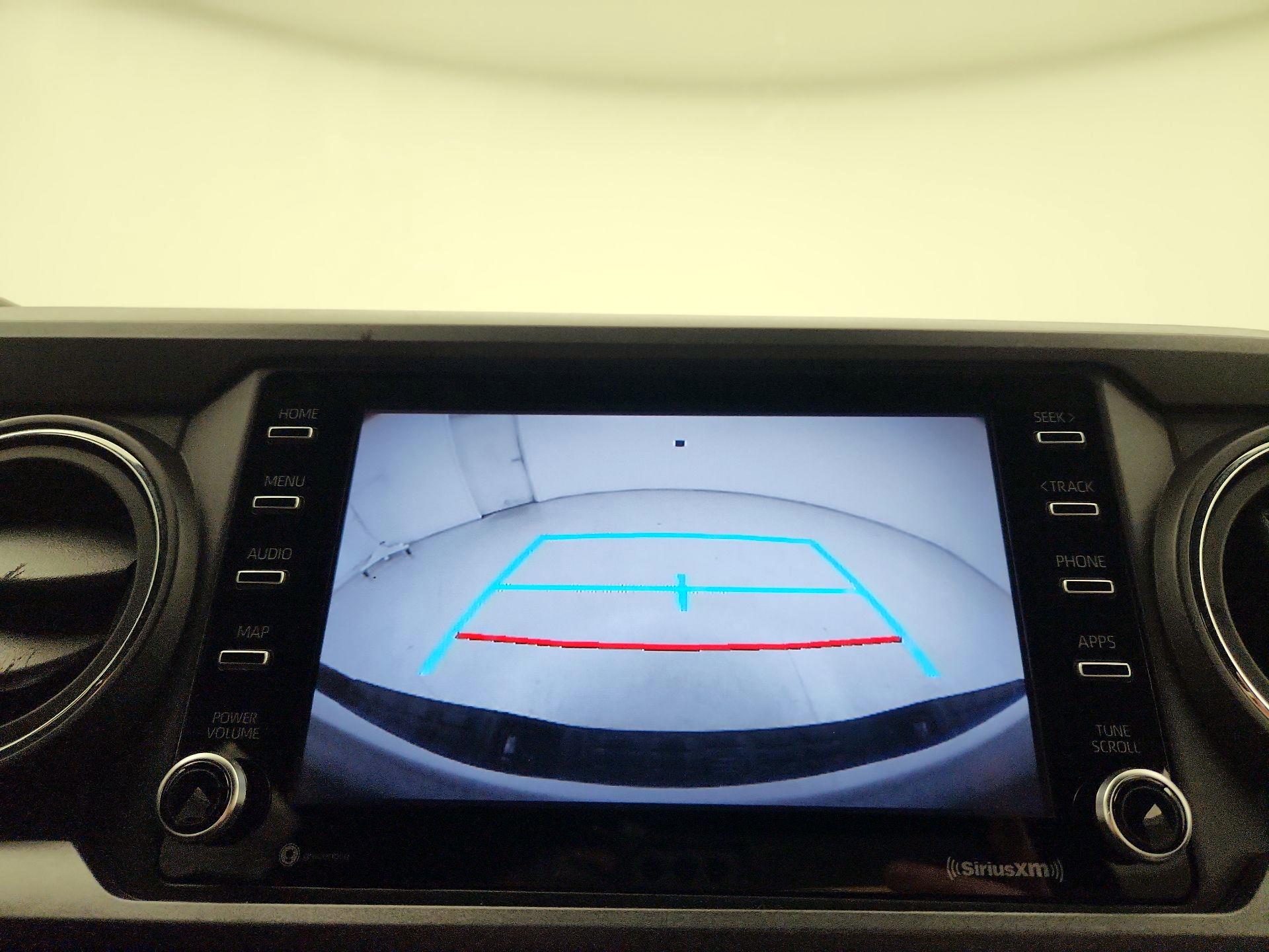 Thumbnail: 2020 Toyota Tacoma - 14