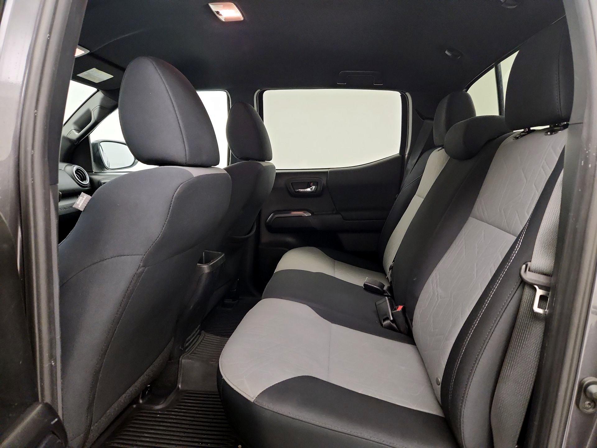 Thumbnail: 2020 Toyota Tacoma - 19