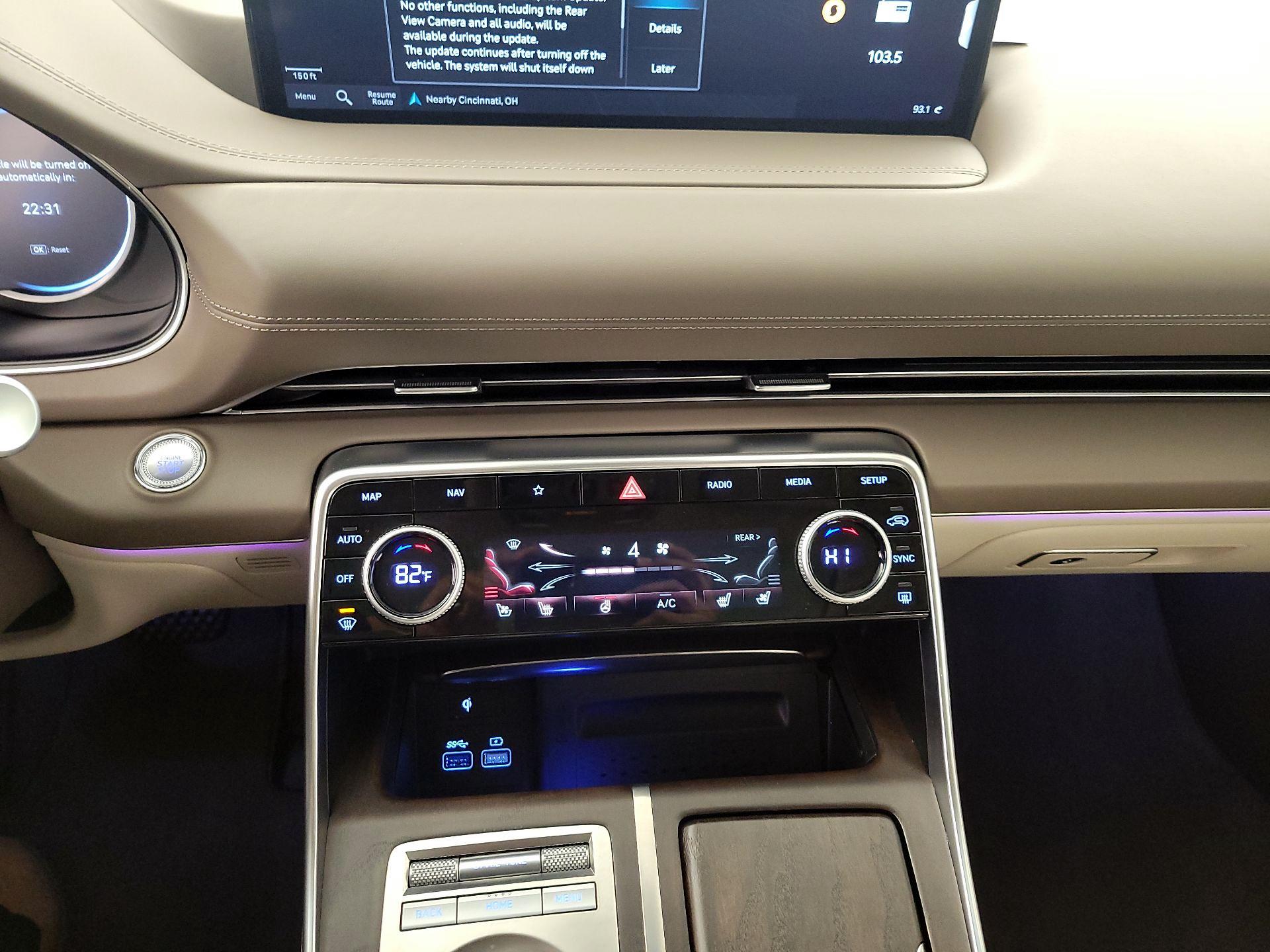 Thumbnail: 2023 Genesis GV80 - 17