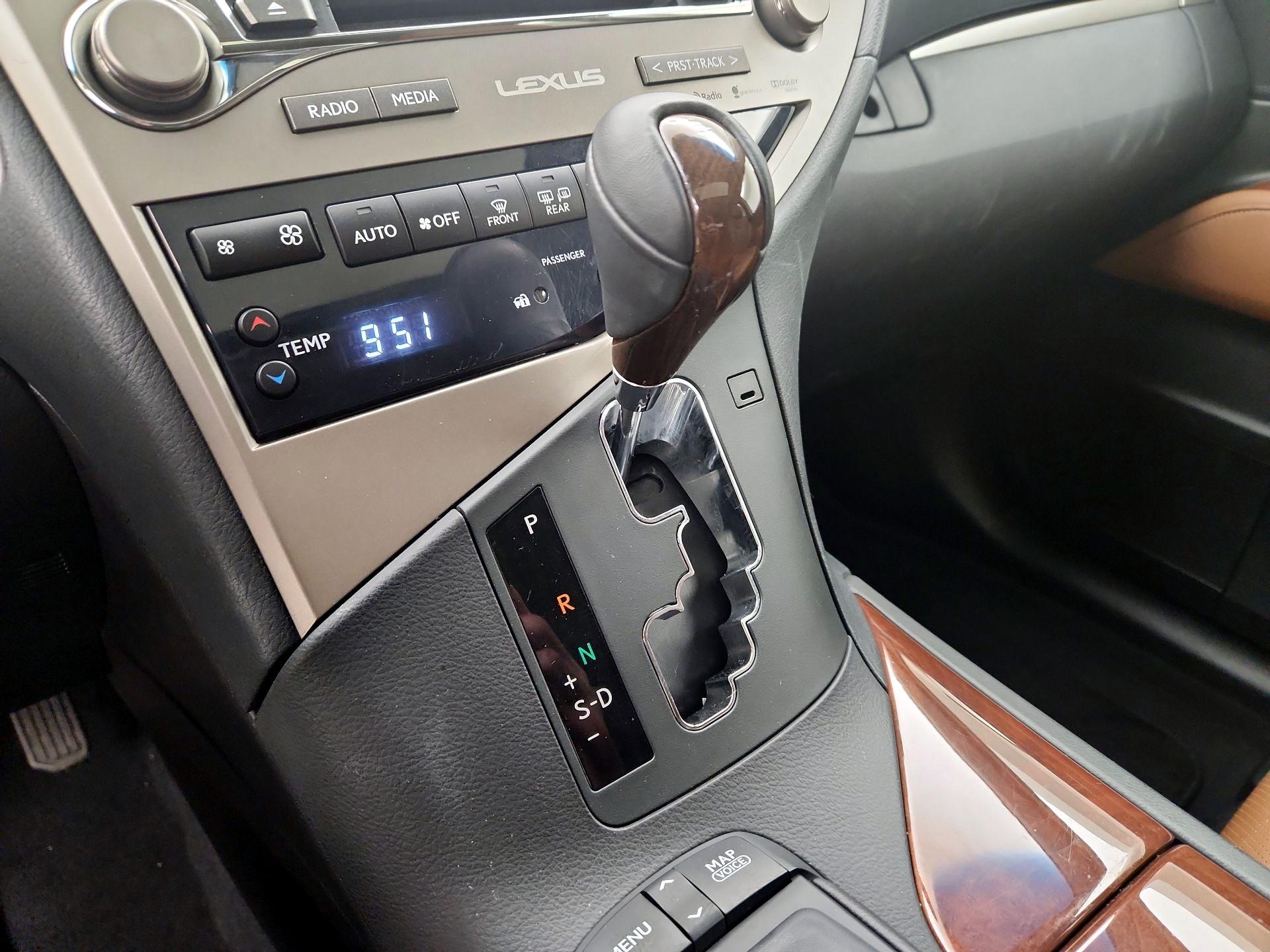 Thumbnail: 2015 Lexus RX - 18