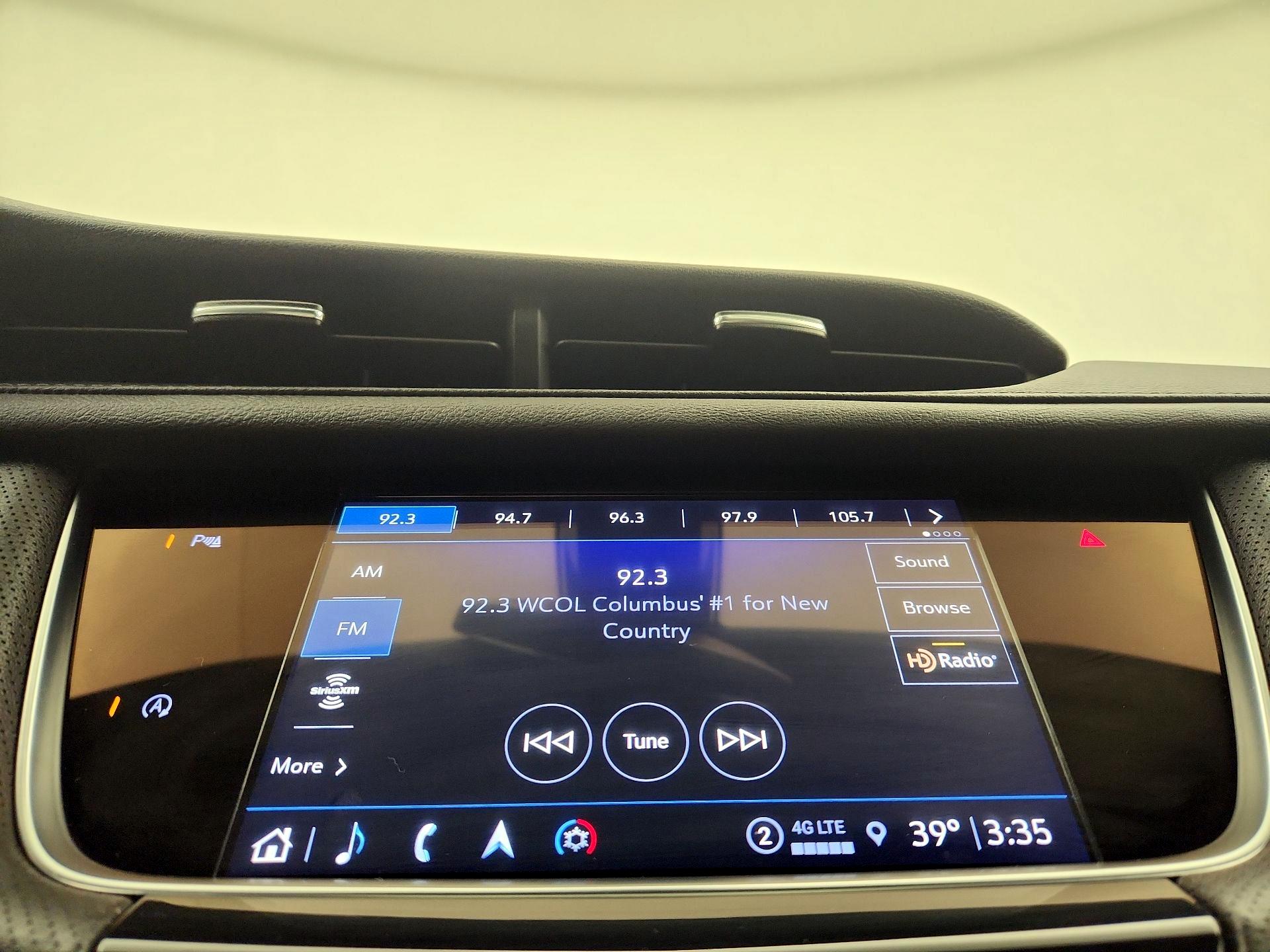 Thumbnail: 2025 Cadillac XT5 - 16