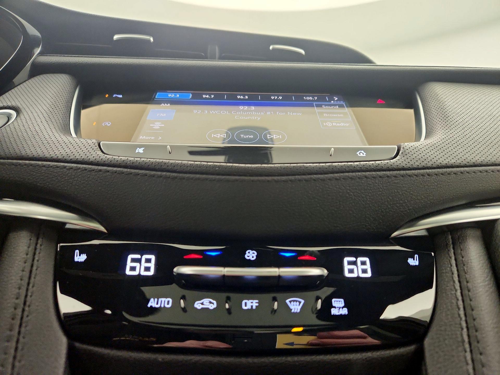 Thumbnail: 2025 Cadillac XT5 - 17