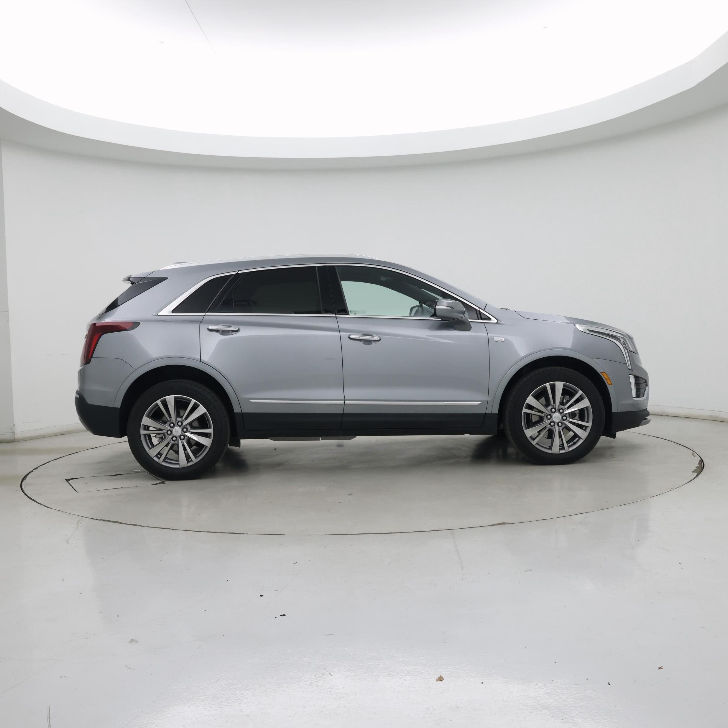 Thumbnail: 2025 Cadillac XT5 - 7