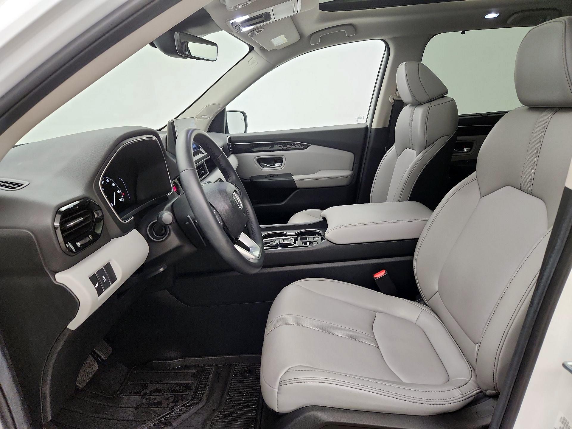 Thumbnail: 2025 Honda Pilot - 11