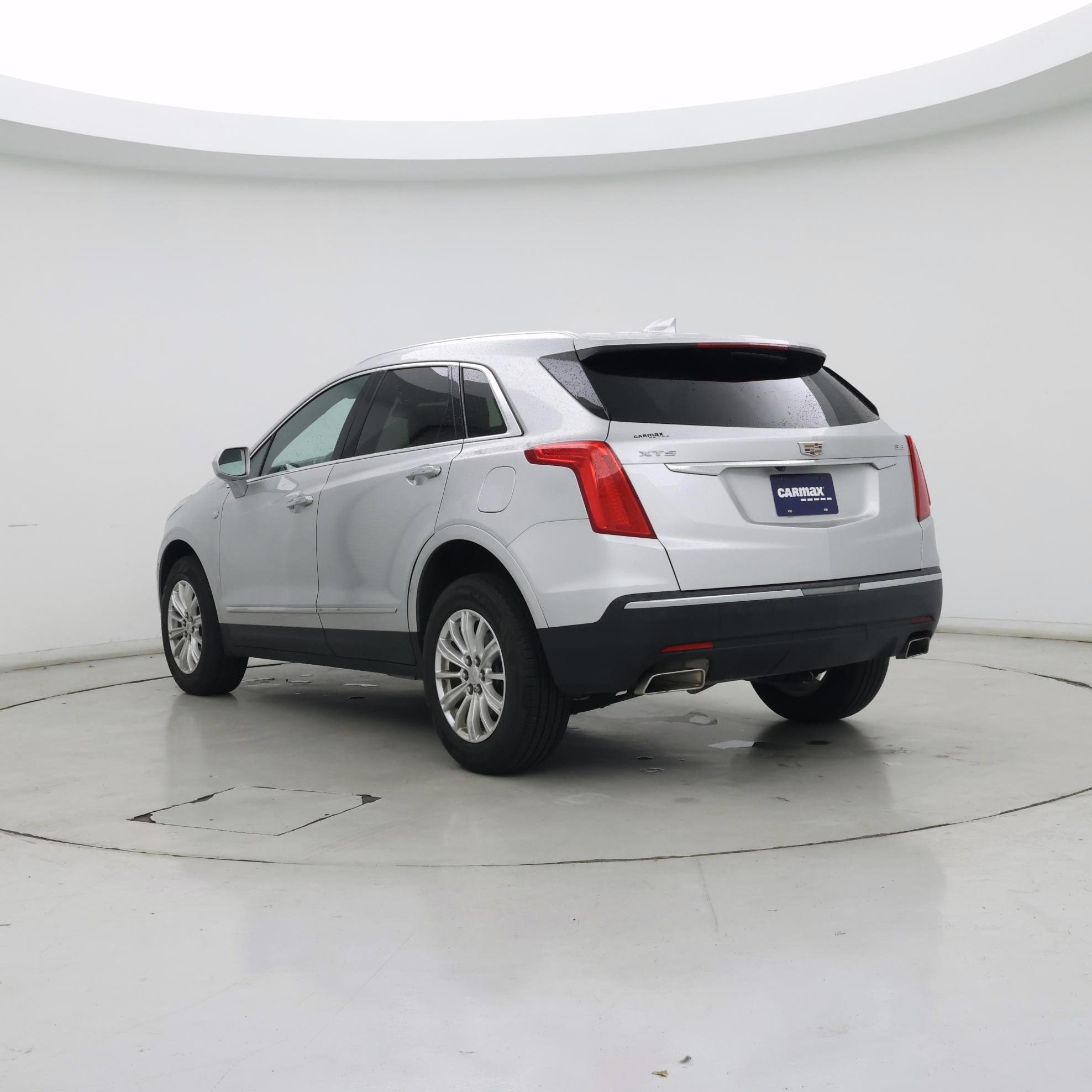 Thumbnail: 2018 Cadillac XT5 - 2