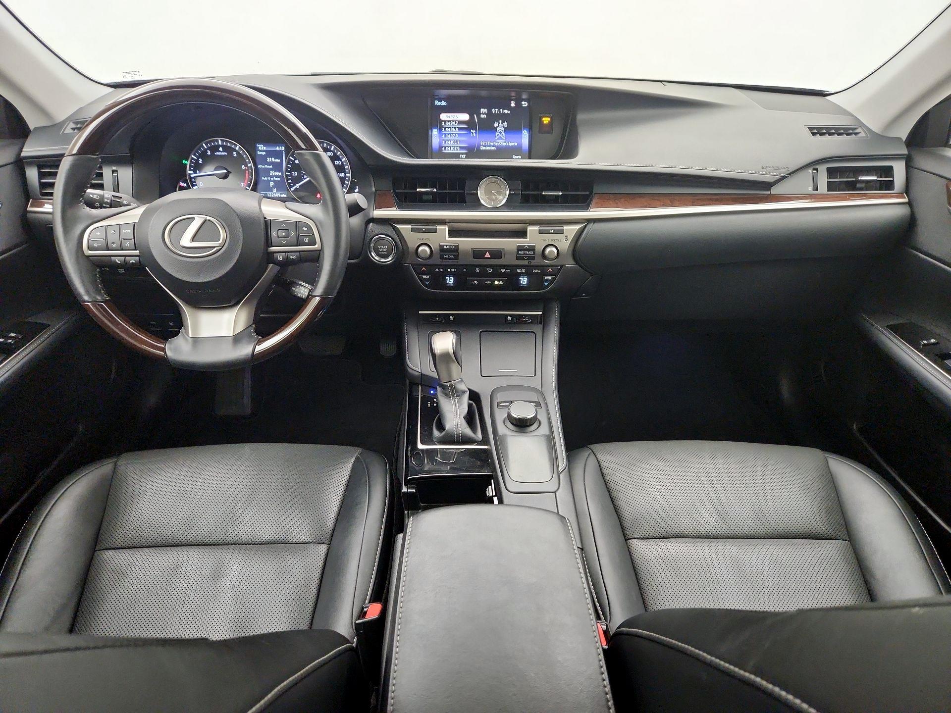 Thumbnail: 2017 Lexus ES - 9