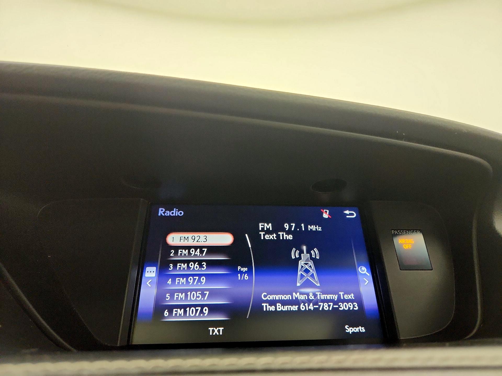 Thumbnail: 2017 Lexus ES - 15