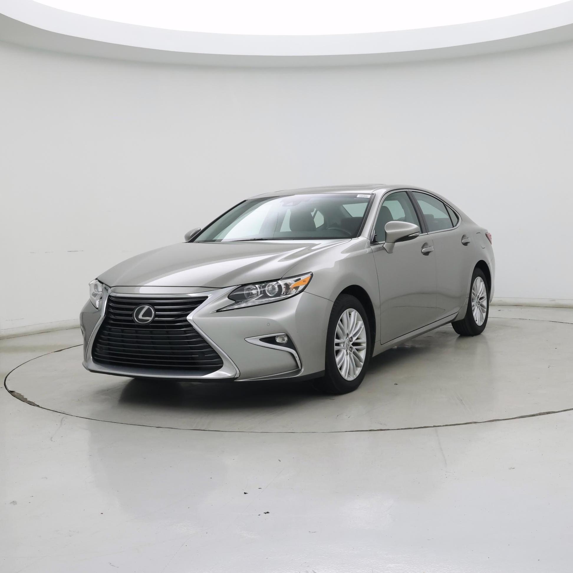 Thumbnail: 2017 Lexus ES - 4