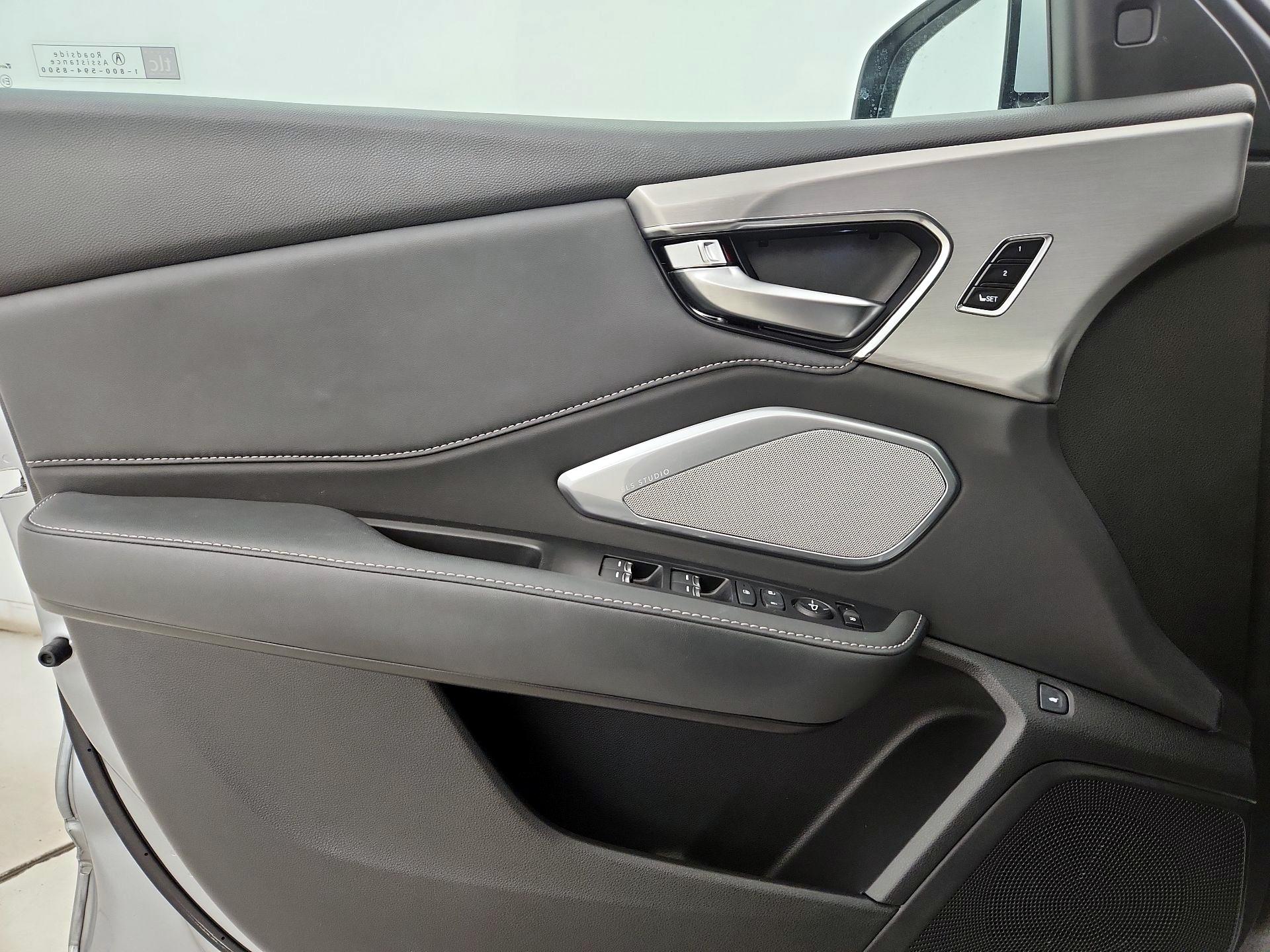 Thumbnail: 2021 Acura RDX - 12