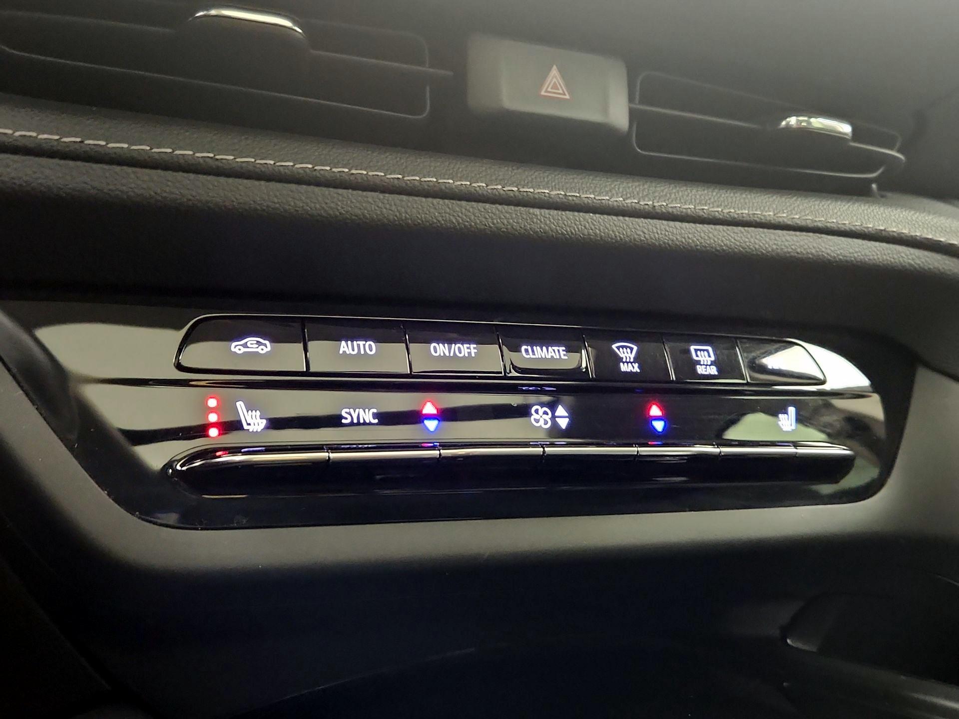 Thumbnail: 2021 Buick Envision - 16