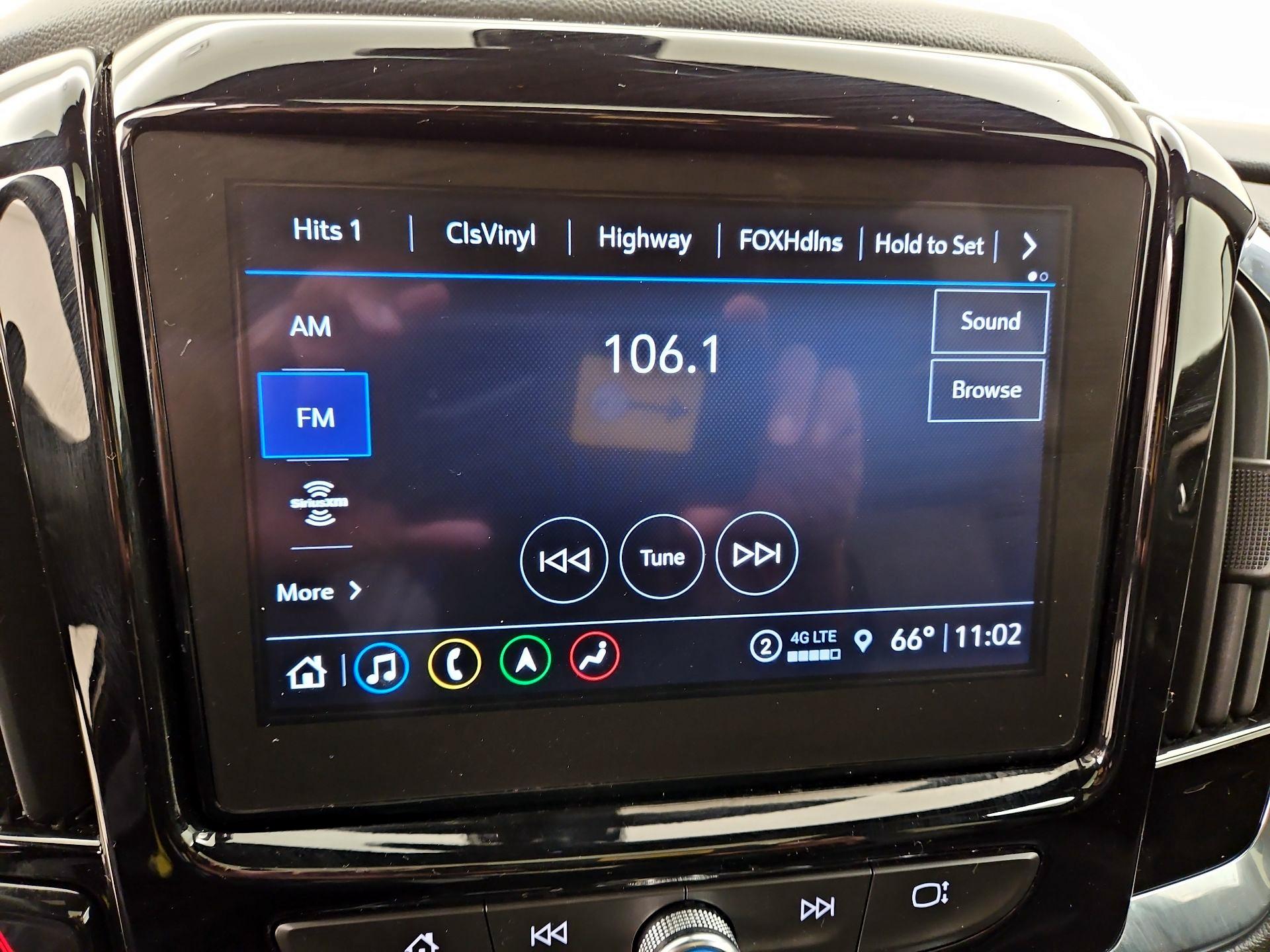 Thumbnail: 2023 Chevrolet Traverse - 16