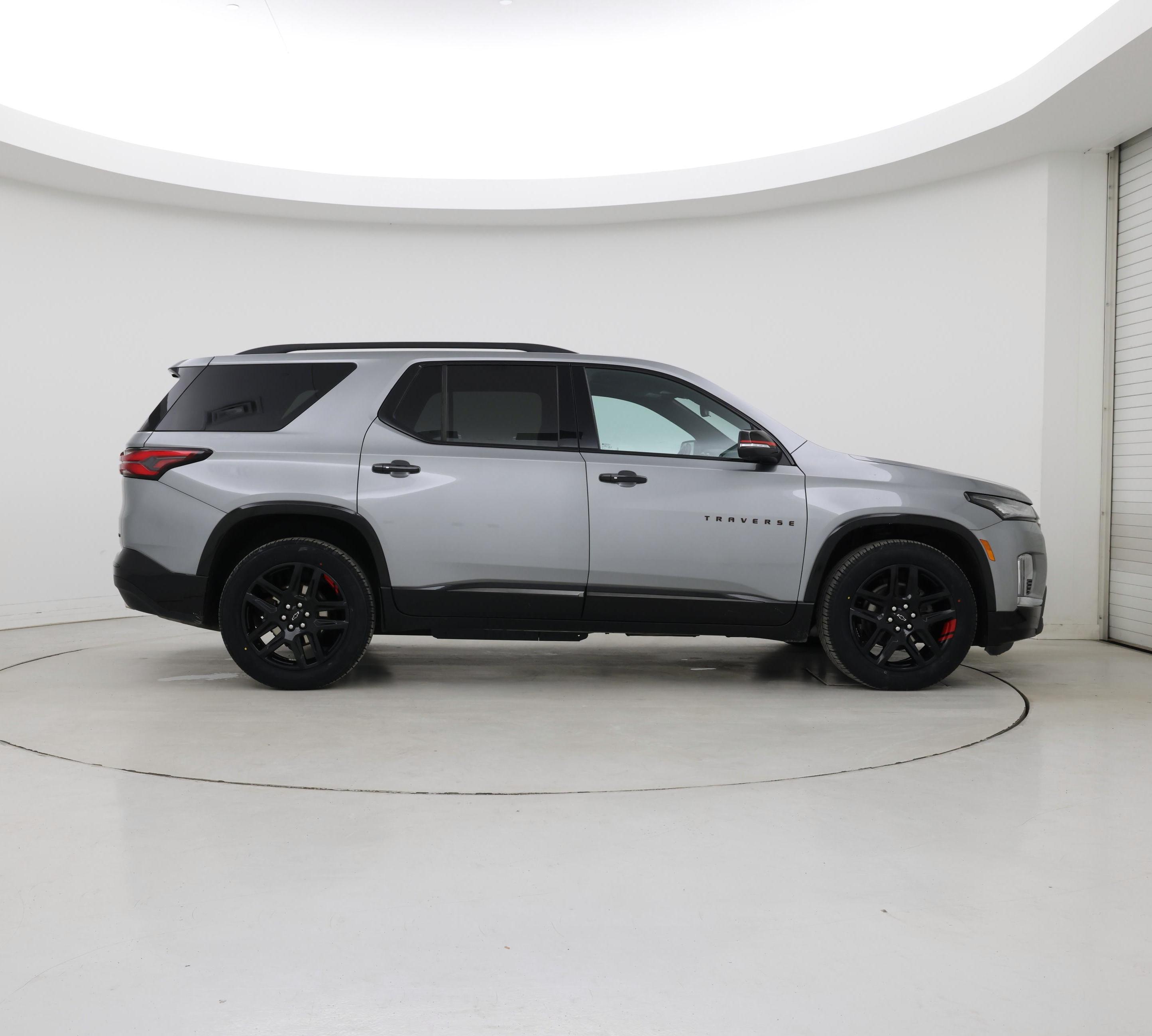 Thumbnail: 2023 Chevrolet Traverse - 7