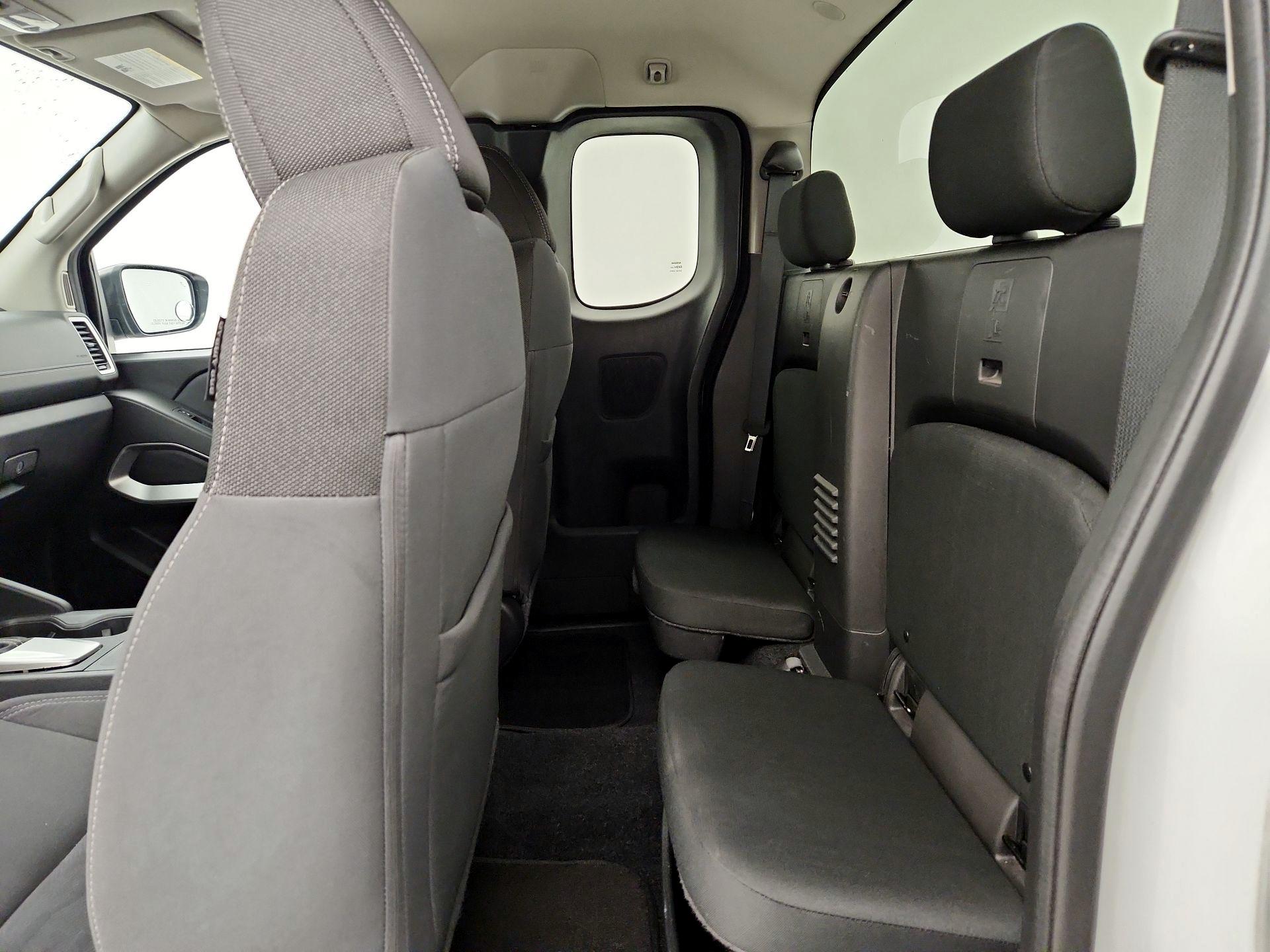 Thumbnail: 2022 Nissan Frontier - 19