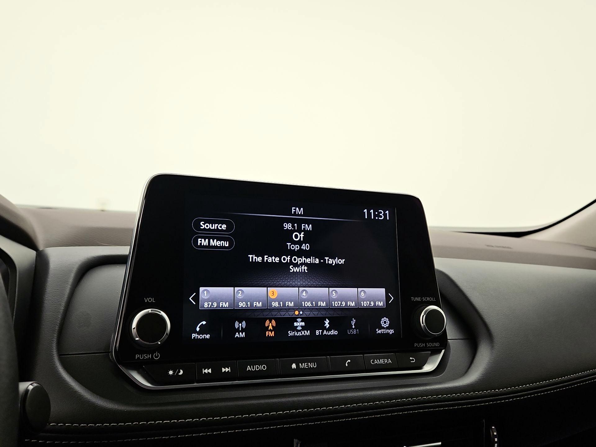 Thumbnail: 2023 Nissan Rogue - 15