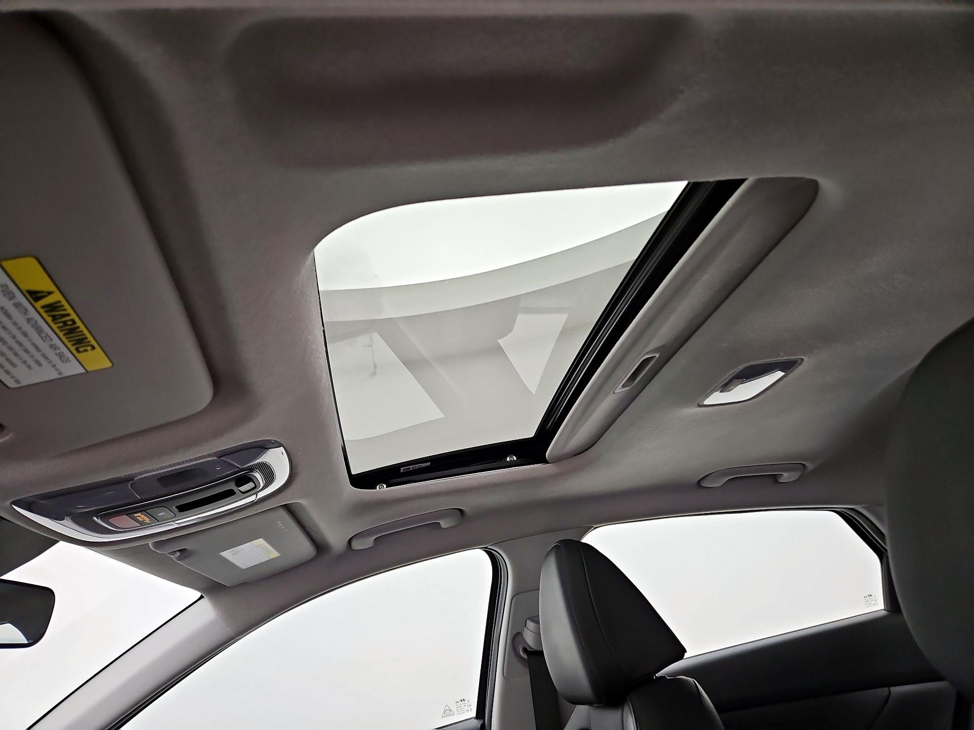 Thumbnail: 2023 Hyundai Elantra - 20