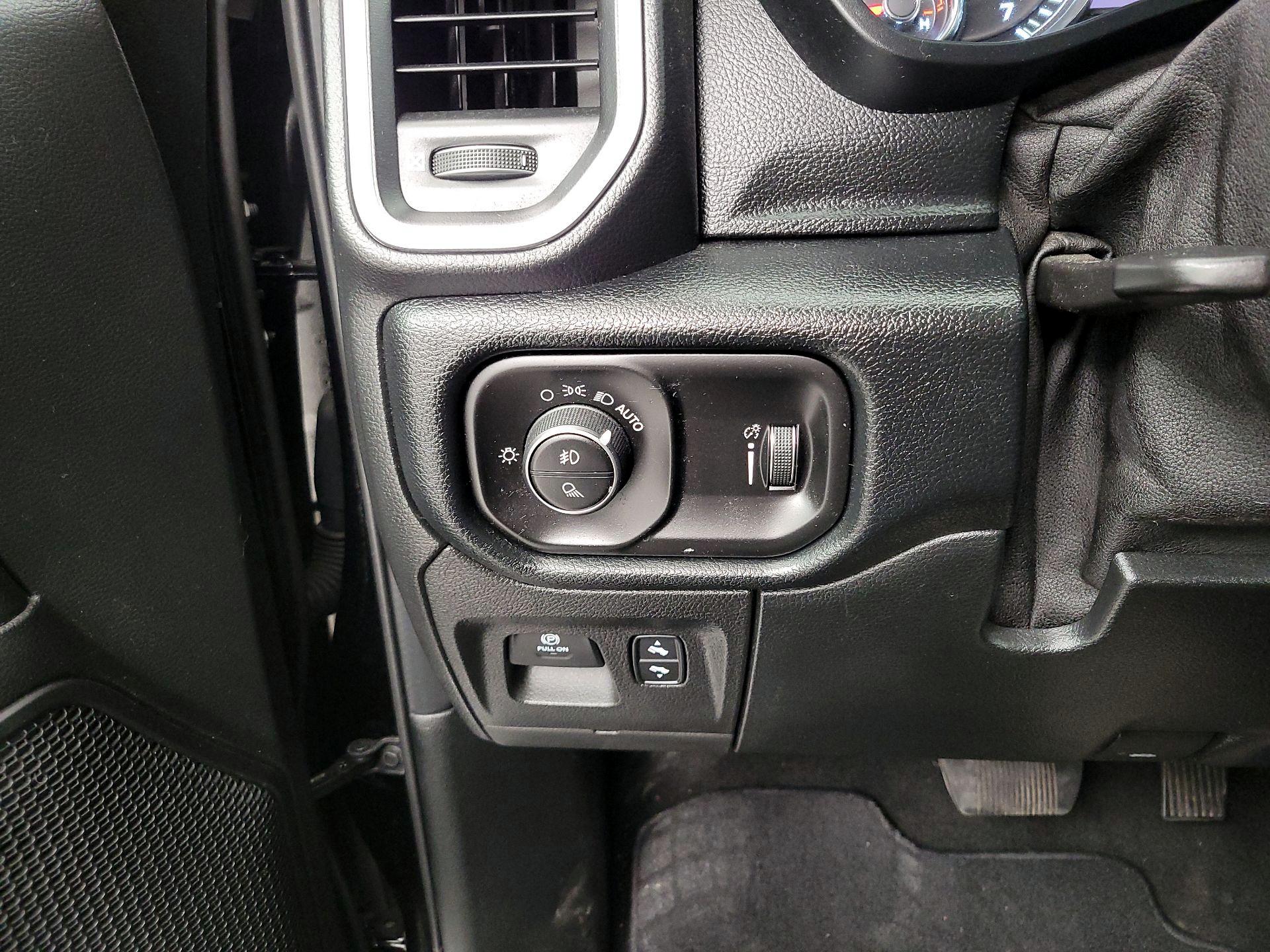 Thumbnail: 2021 RAM 1500 - 13