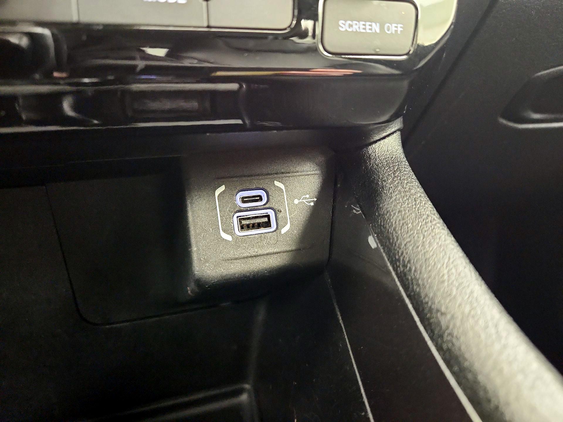 Thumbnail: 2022 Jeep Compass - 18