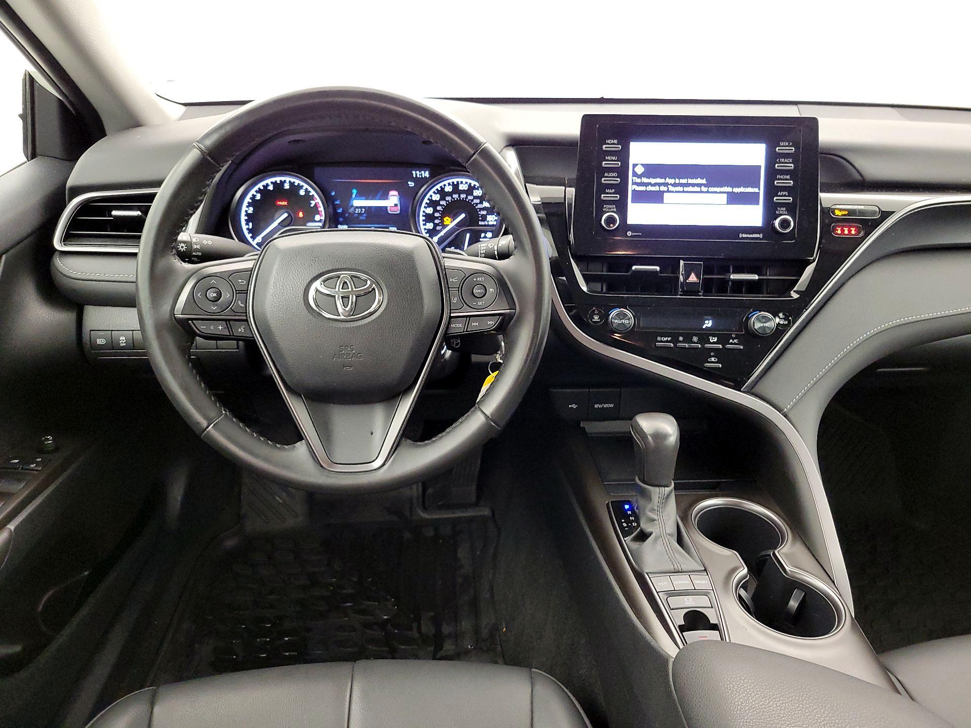 Thumbnail: 2023 Toyota Camry - 10