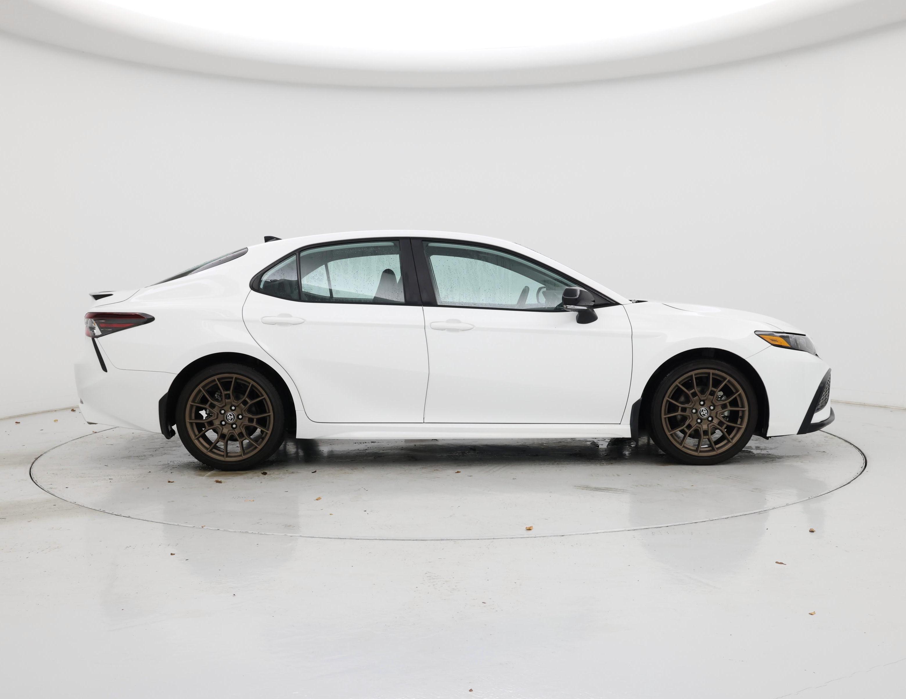 Thumbnail: 2023 Toyota Camry - 7